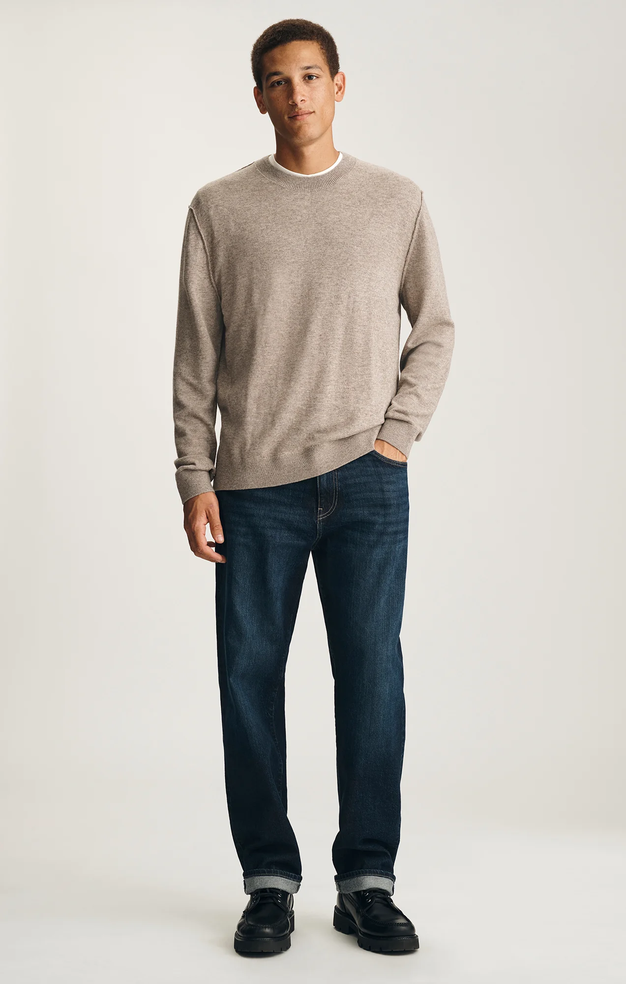 EDITION LONG SLEEVE CREW NECK SWEATER IN OATMEAL MELANGE - Image 3