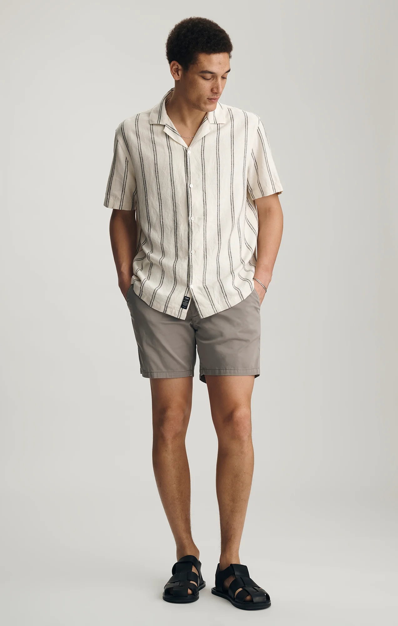 LINEN CAMP COLLAR SHORT SLEEVE SHIRT IN OFF WHITE - Image 4