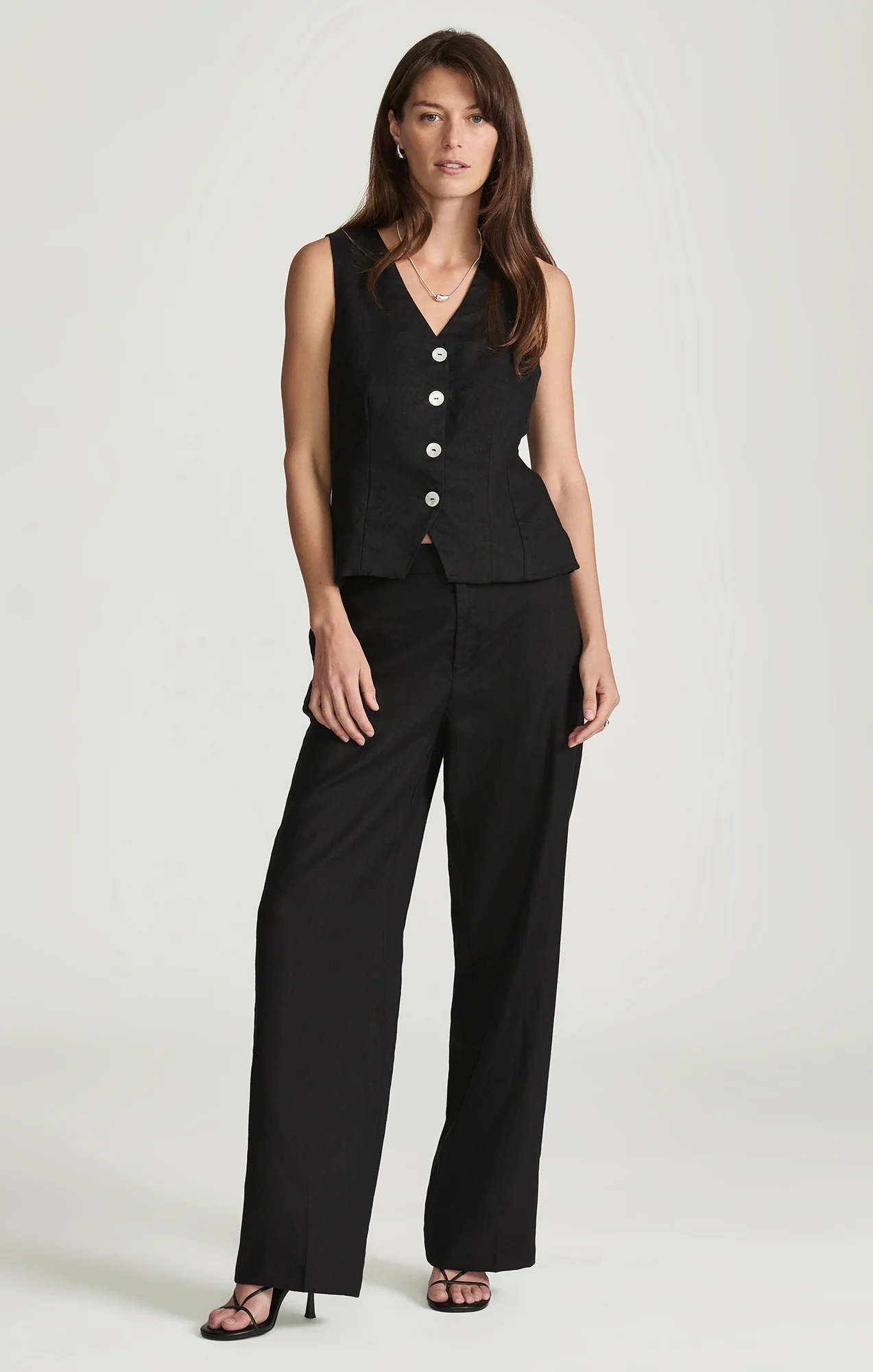 LINEN CUTAWAY VEST IN BLACK - Image 2