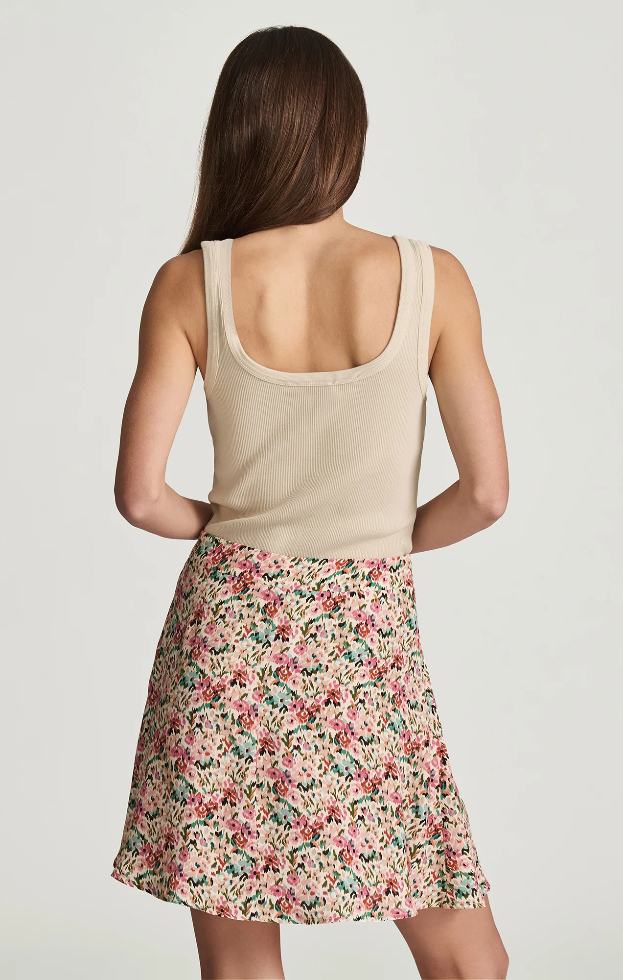 LINEN MINI SKIRT IN FLOWER PRINT - Image 3