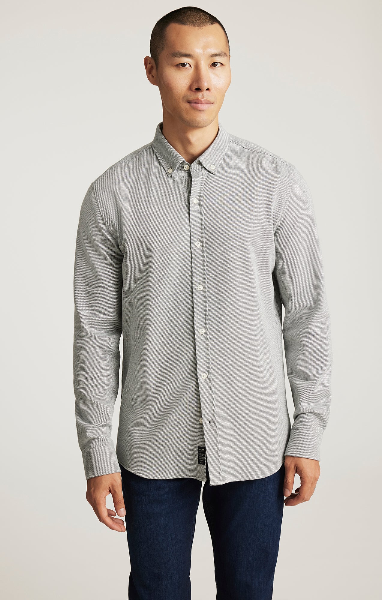 LONG SLEEVE BUTTON-DOWN SHIRT IN URBAN CHIC