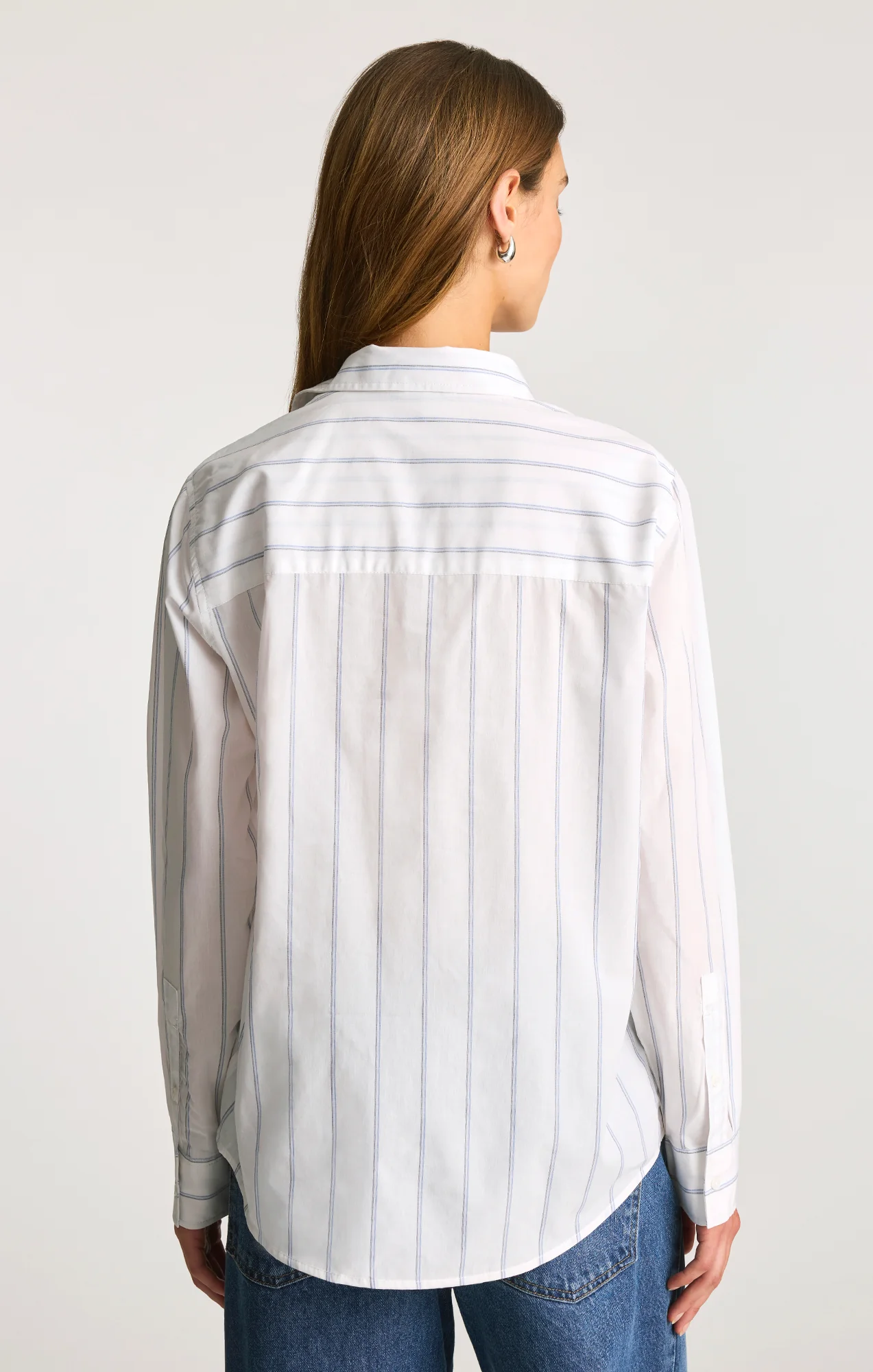 LONG SLEEVE BUTTON-UP SHIRT IN BLUE STRIPED - Image 2