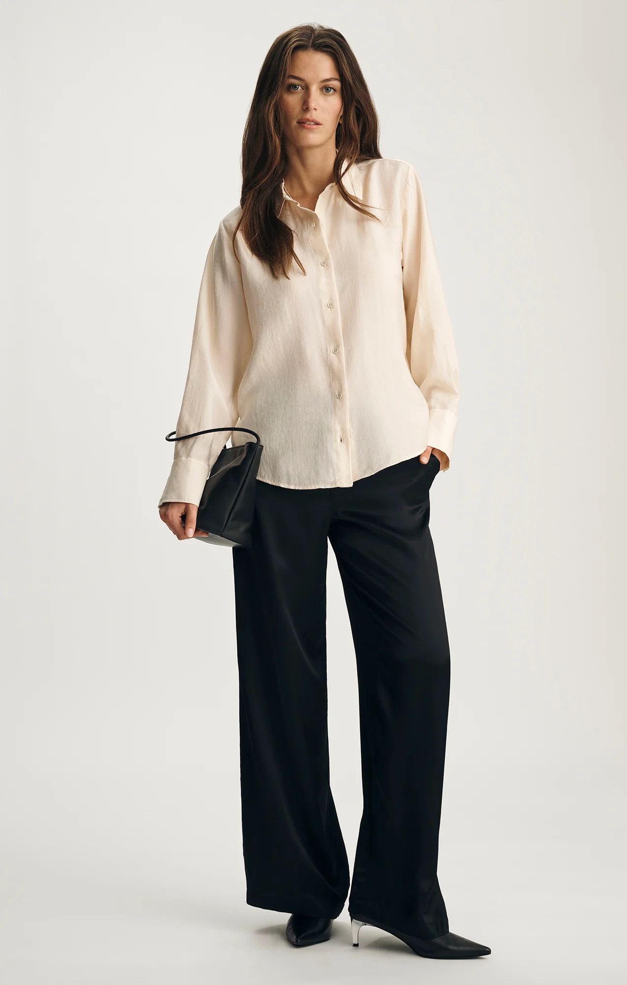 LUXE TOUCH TENCEL™ BUTTON-UP SHIRT IN WHITECAP GREY - Image 3