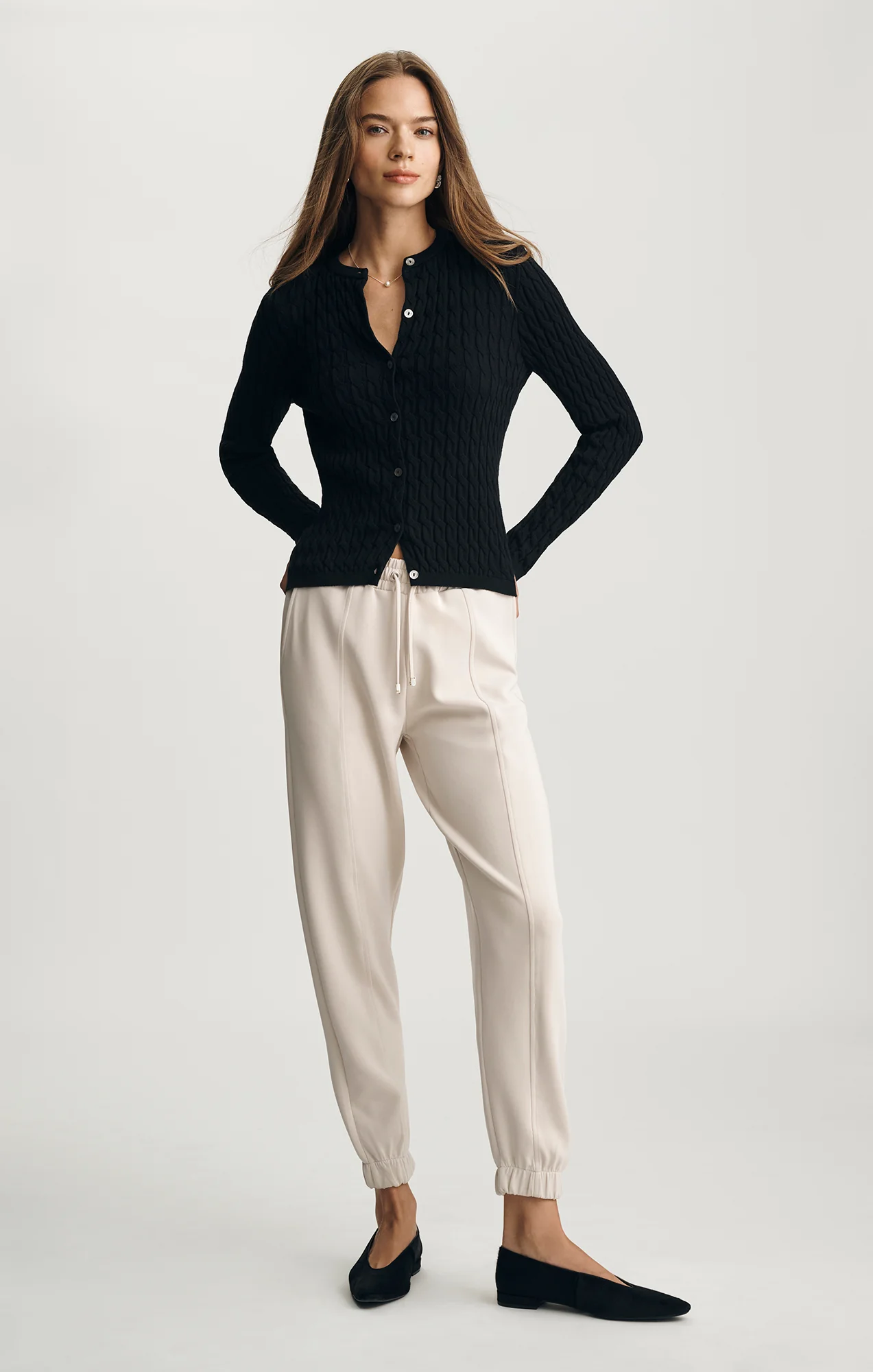EDITION CABLE-KNIT CARDIGAN IN BLACK - Image 5