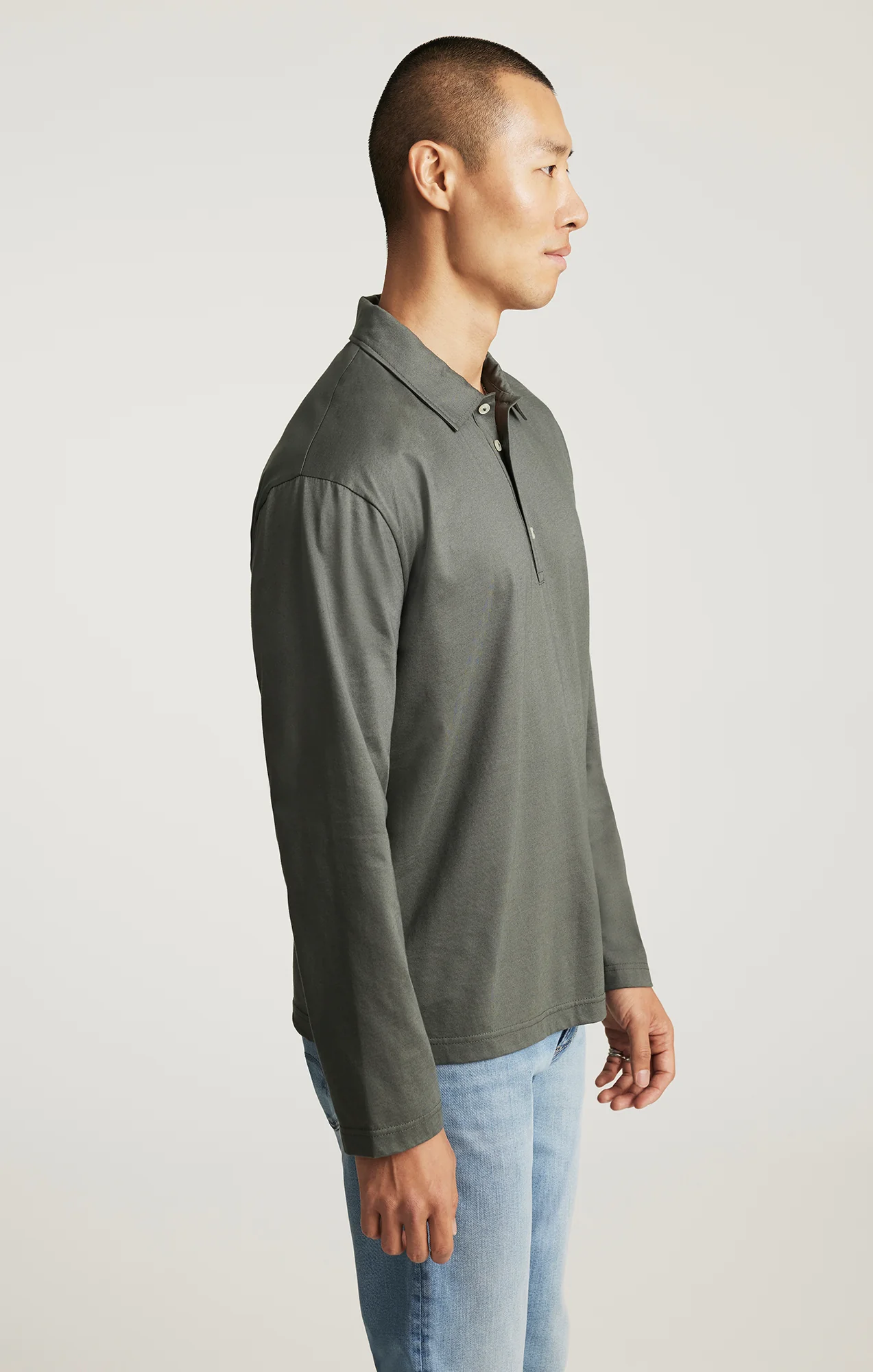 EDITION LONG SLEEVE POLO T-SHIRT IN URBAN CHIC - Image 3