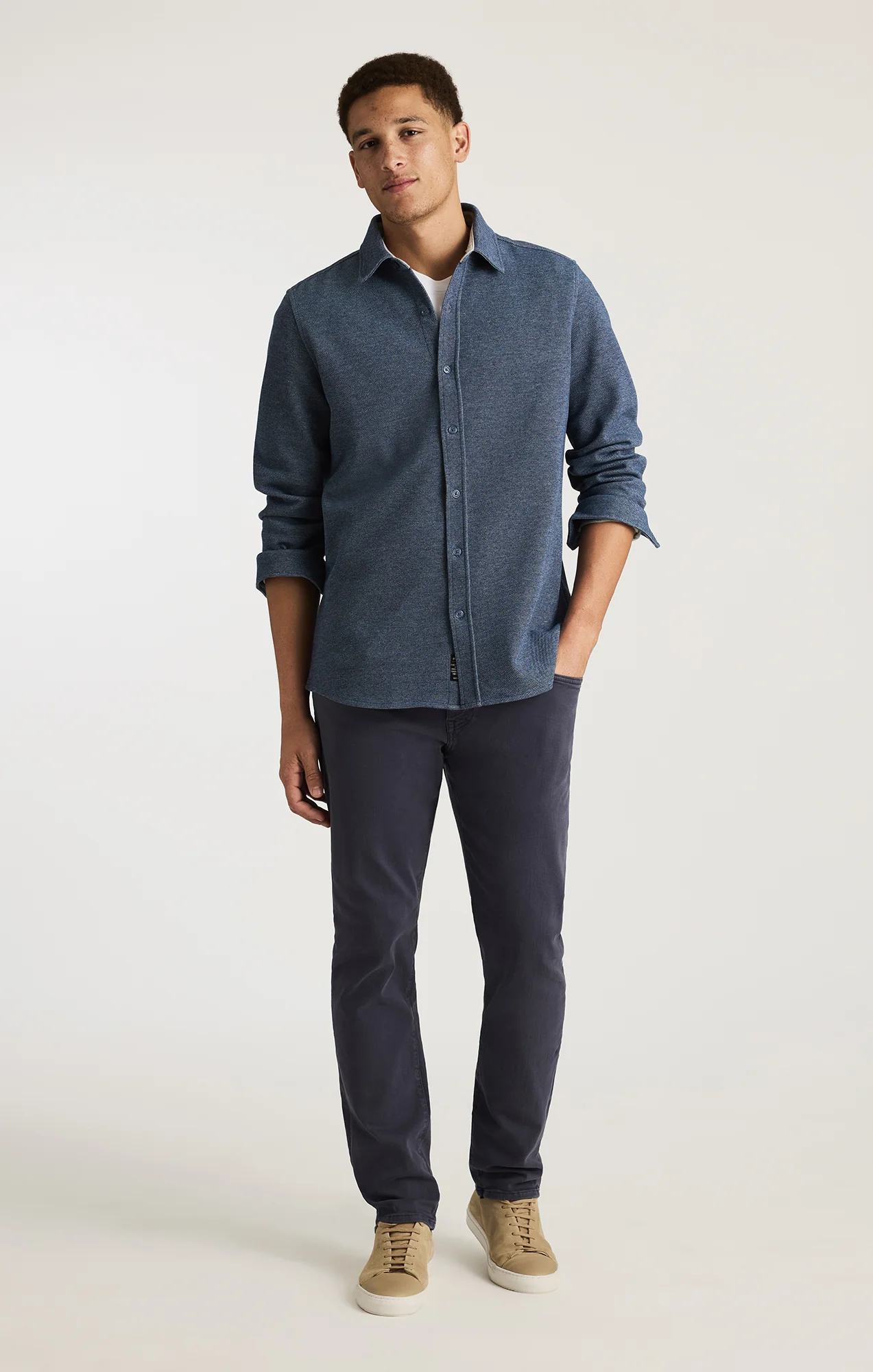 LONG SLEEVE BUTTON-UP SHIRT IN DARK DENIM - Image 5