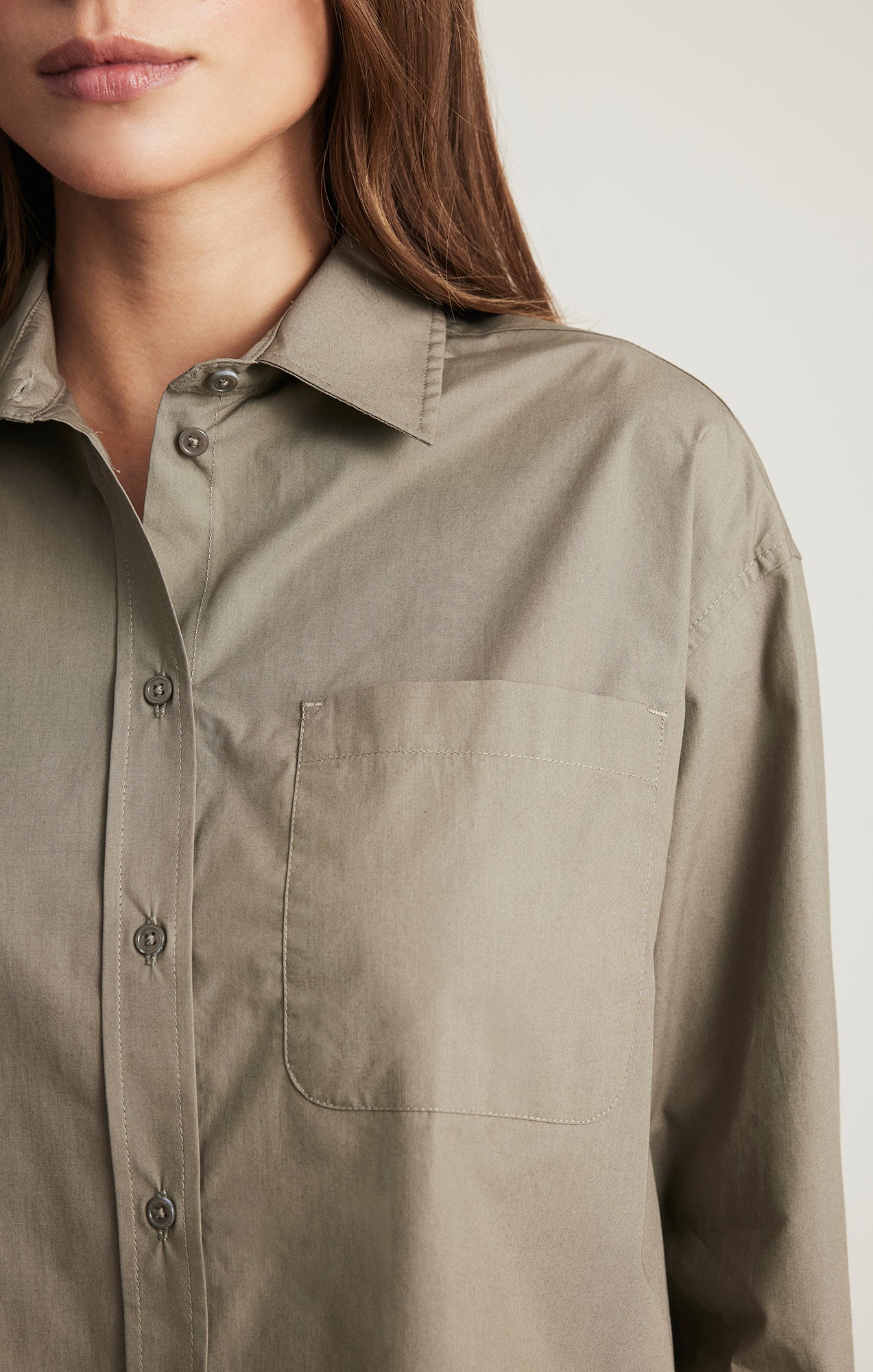 ONE POCKET BUTTON-UP SHIRT IN KHAKI - Image 4