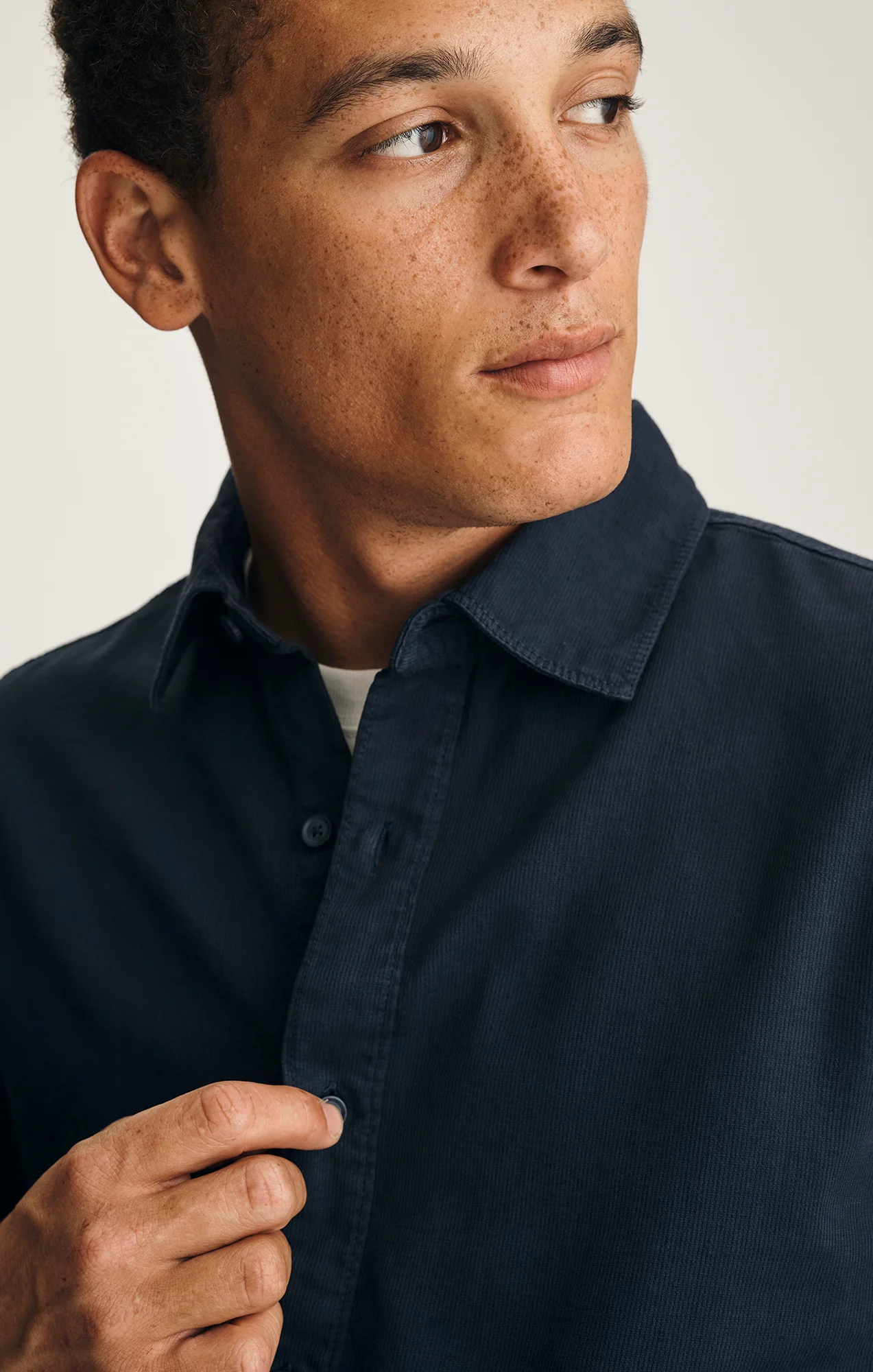 LONG SLEEVE BUTTON-UP SHIRT IN OUTER SPACE - Image 4
