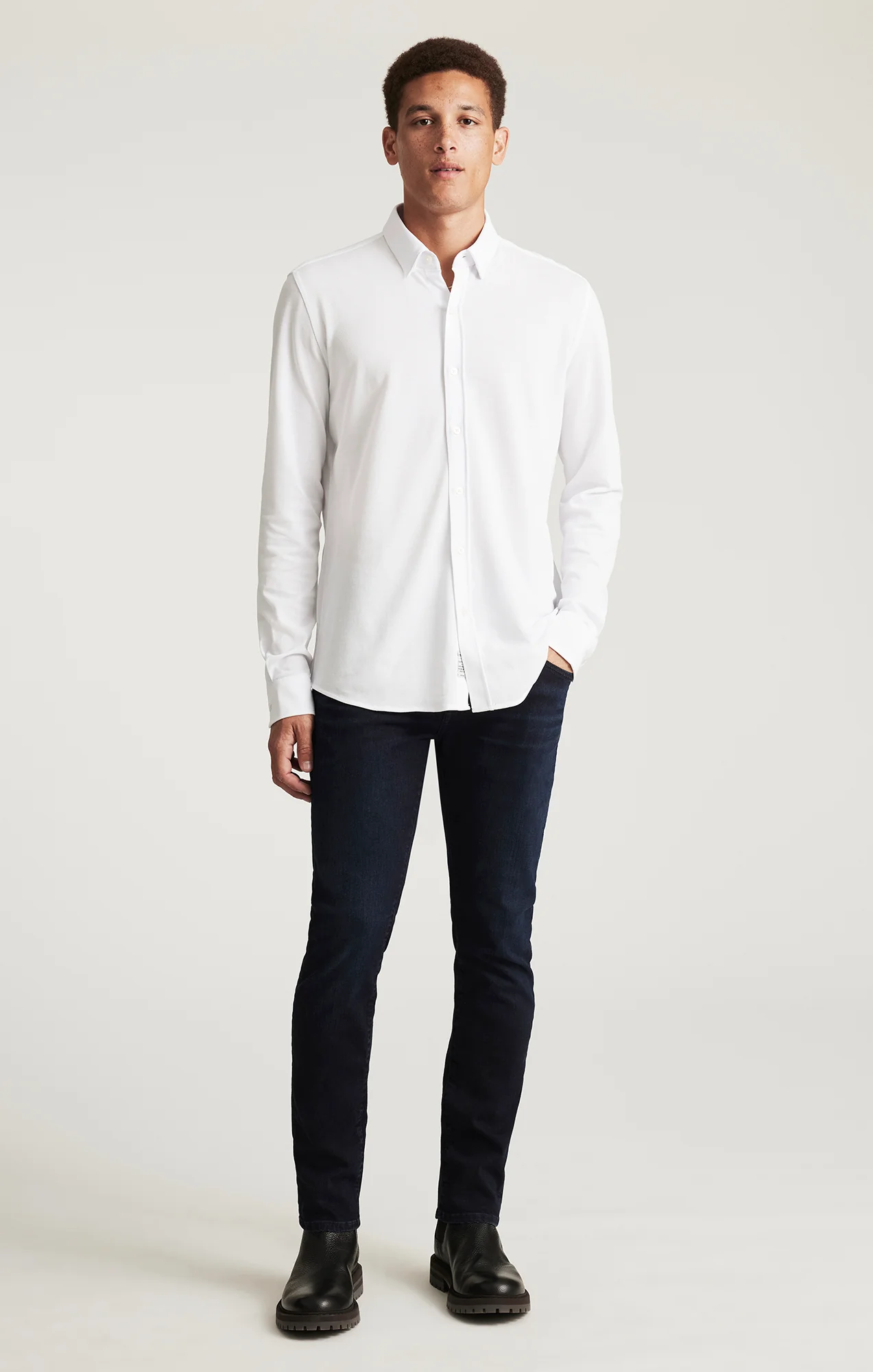 LONG SLEEVE BUTTON-UP SHIRT IN WHITE - Image 5
