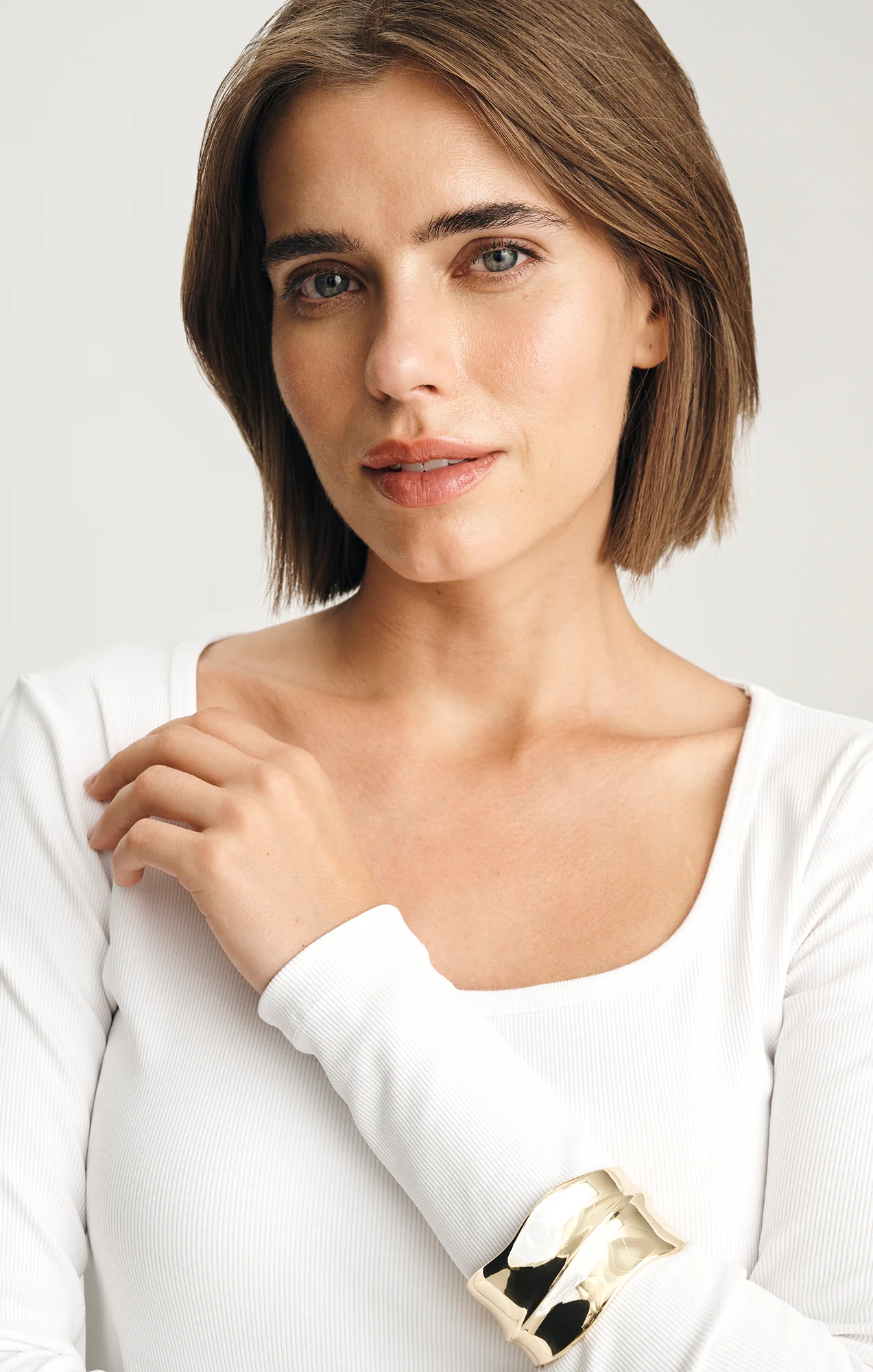 SOFIA RIBBED SQUARE NECK T-SHIRT IN WHITE - Image 4