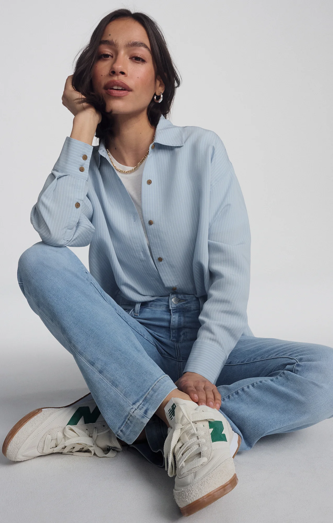 LUXE TOUCH TENCEL™ BUTTON-UP STRIPED SHIRT IN AIR BLUE STRIPE - Image 4