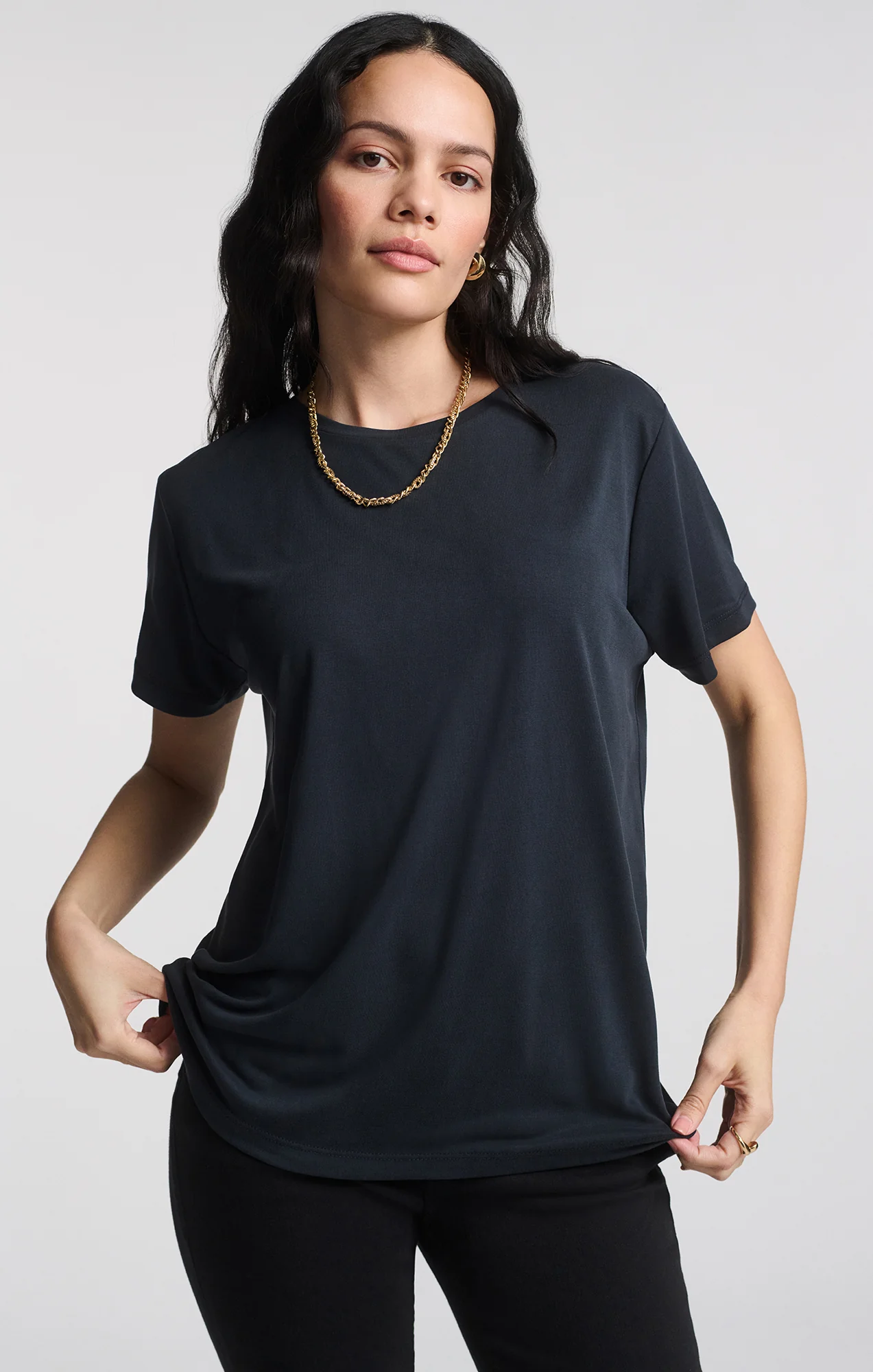 LUXE TOUCH TENCEL™ CREW NECK T-SHIRT IN BLACK