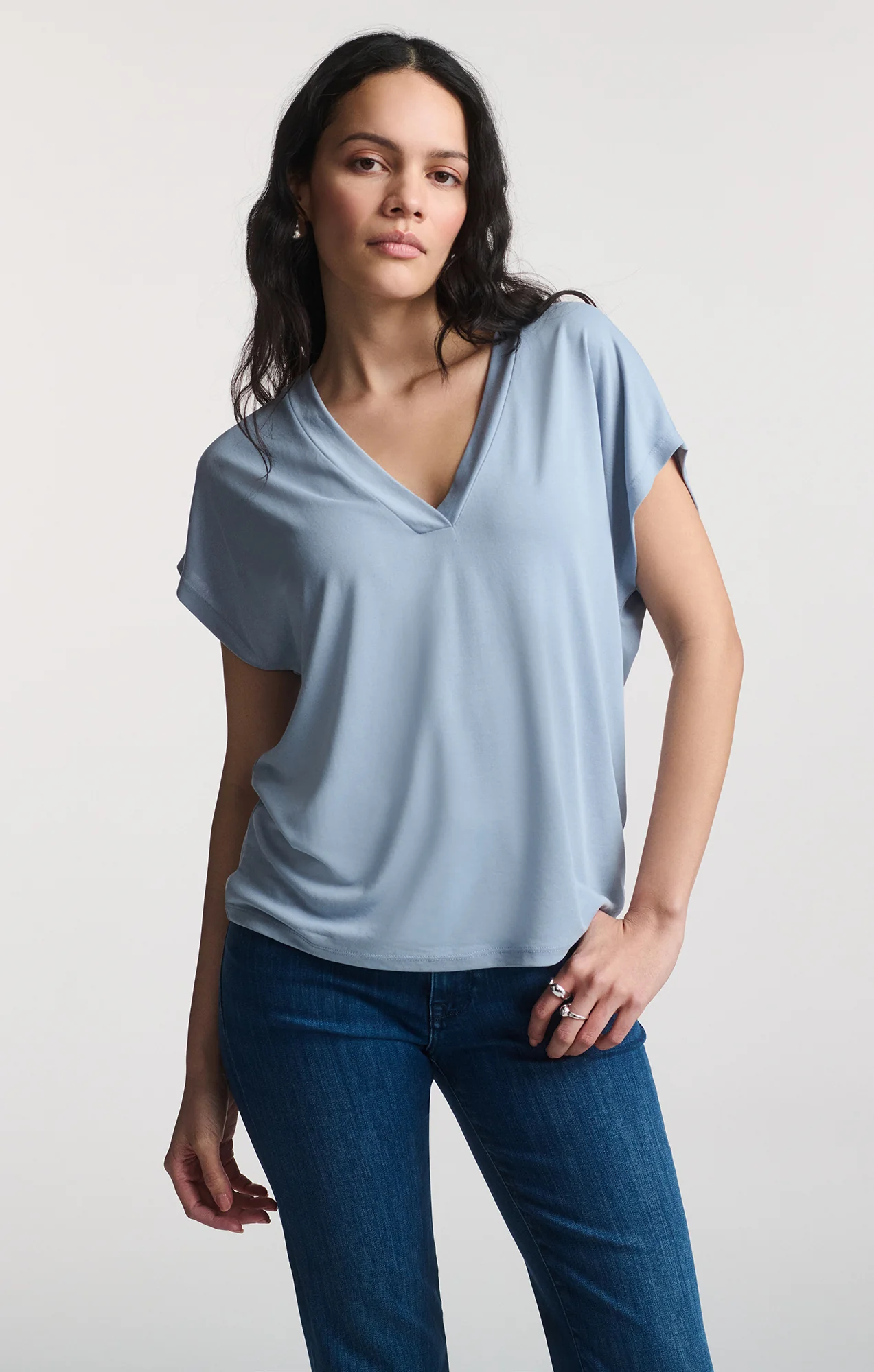 LUXE TOUCH TENCEL™ V-NECK SHIRT IN ZEN BLUE