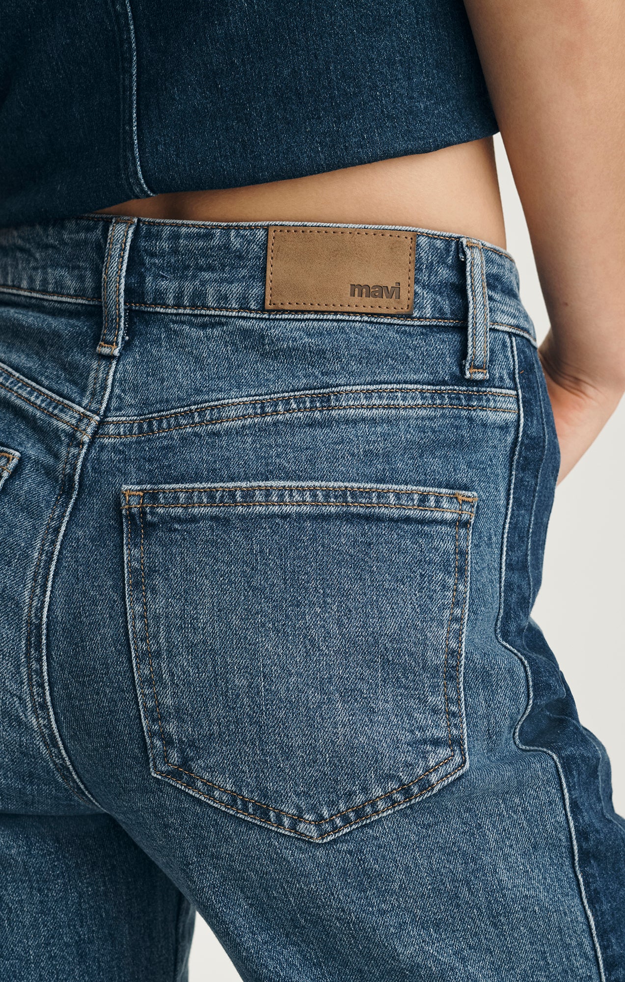 MALIBU WIDE LEG IN MID DENIM BLOCKING - Image 5
