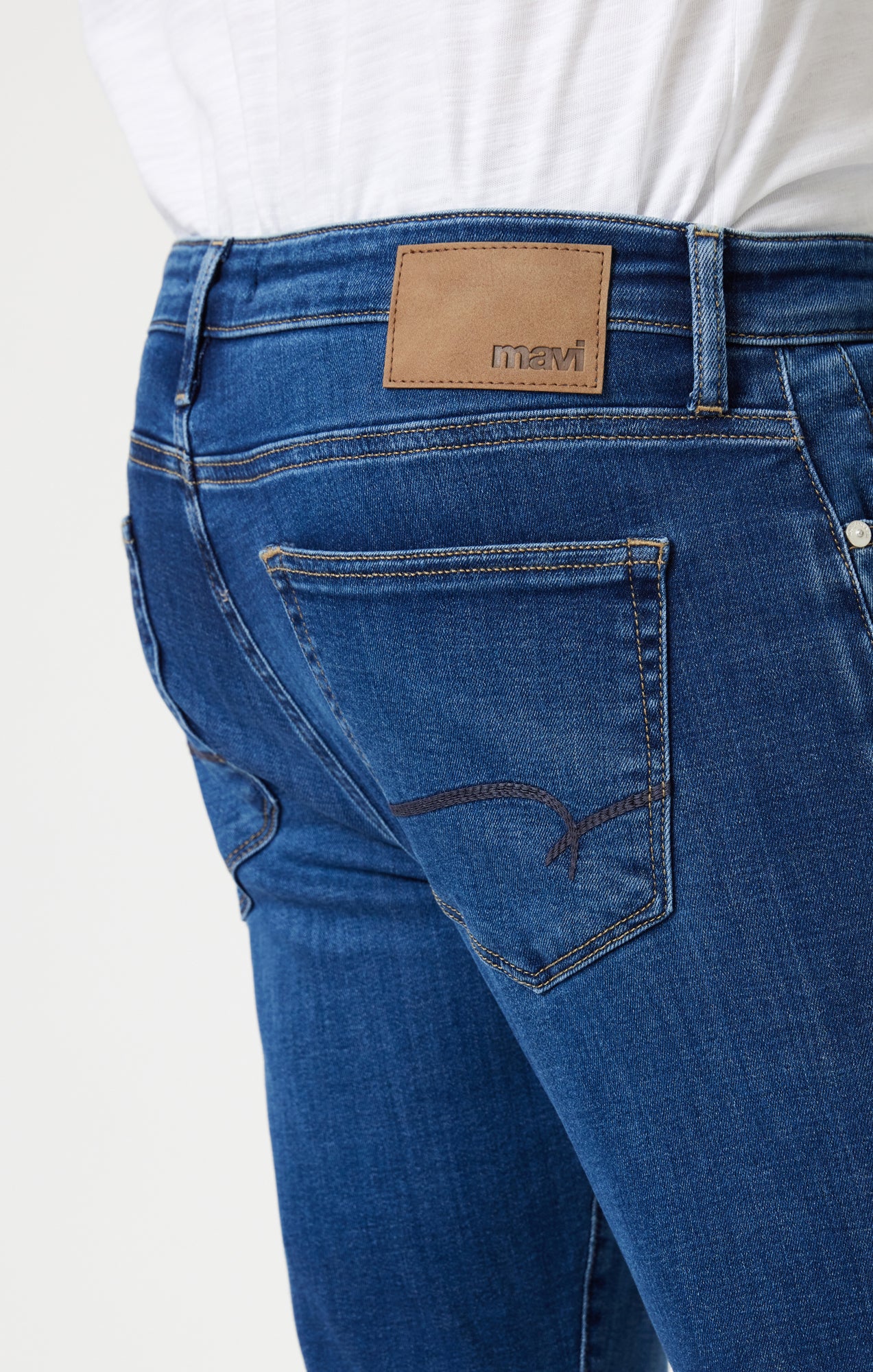 MARCUS SLIM STRAIGHT LEG IN DARK BRUSHED FEATHER BLUE - Image 6