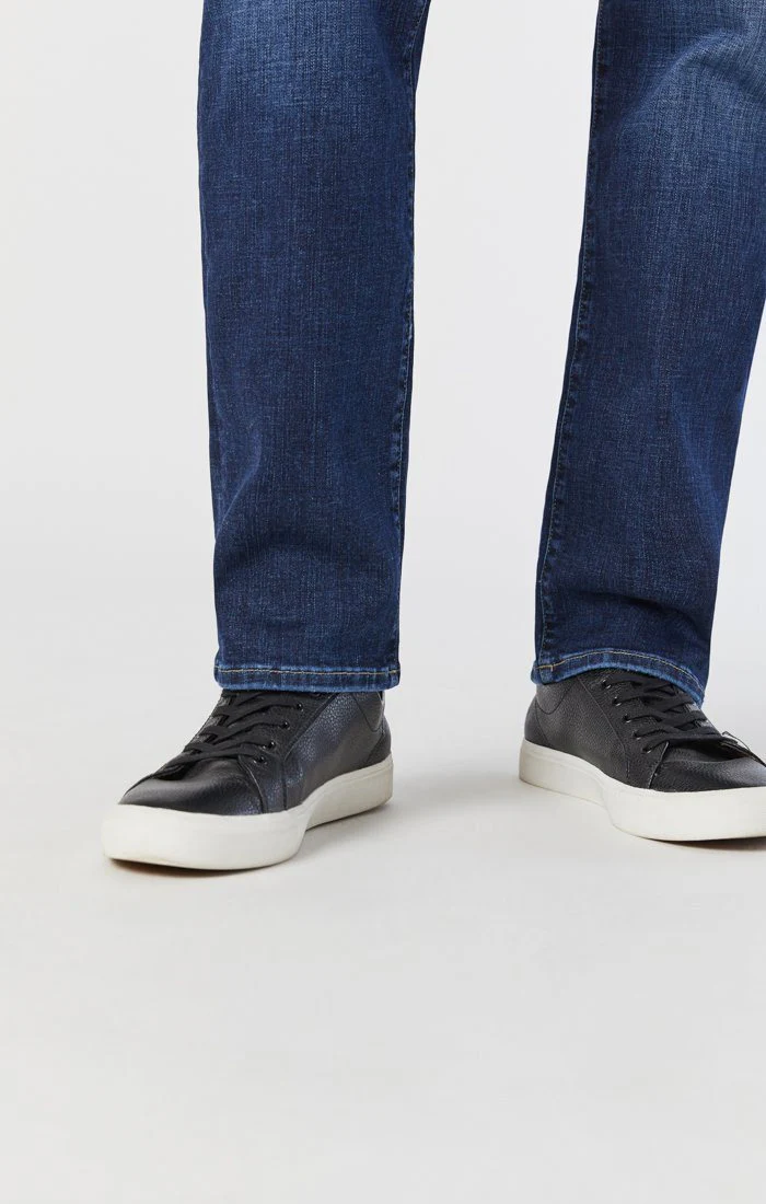 MARCUS SLIM STRAIGHT LEG JEANS IN DEEP ORGANIC MOVE - Image 4