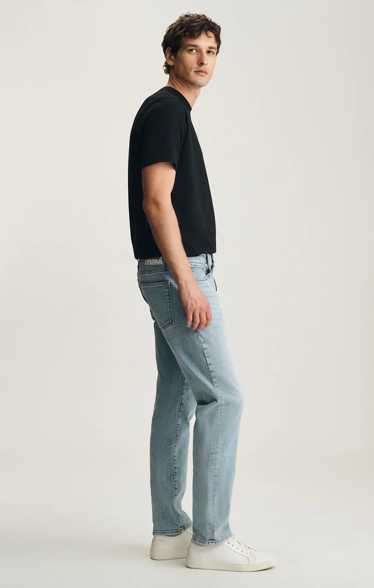 MARCUS SLIM STRAIGHT LEG IN LIGHT USED CLASSIC VINTAGE - Image 2