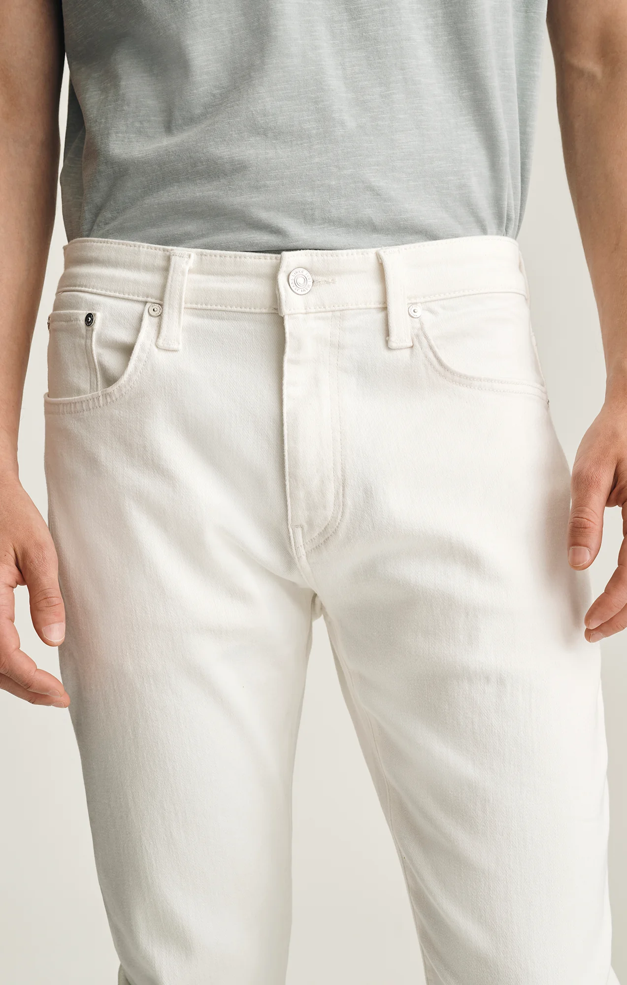MARCUS SLIM STRAIGHT LEG IN OFF WHITE CLASSIC BLUE - Image 5