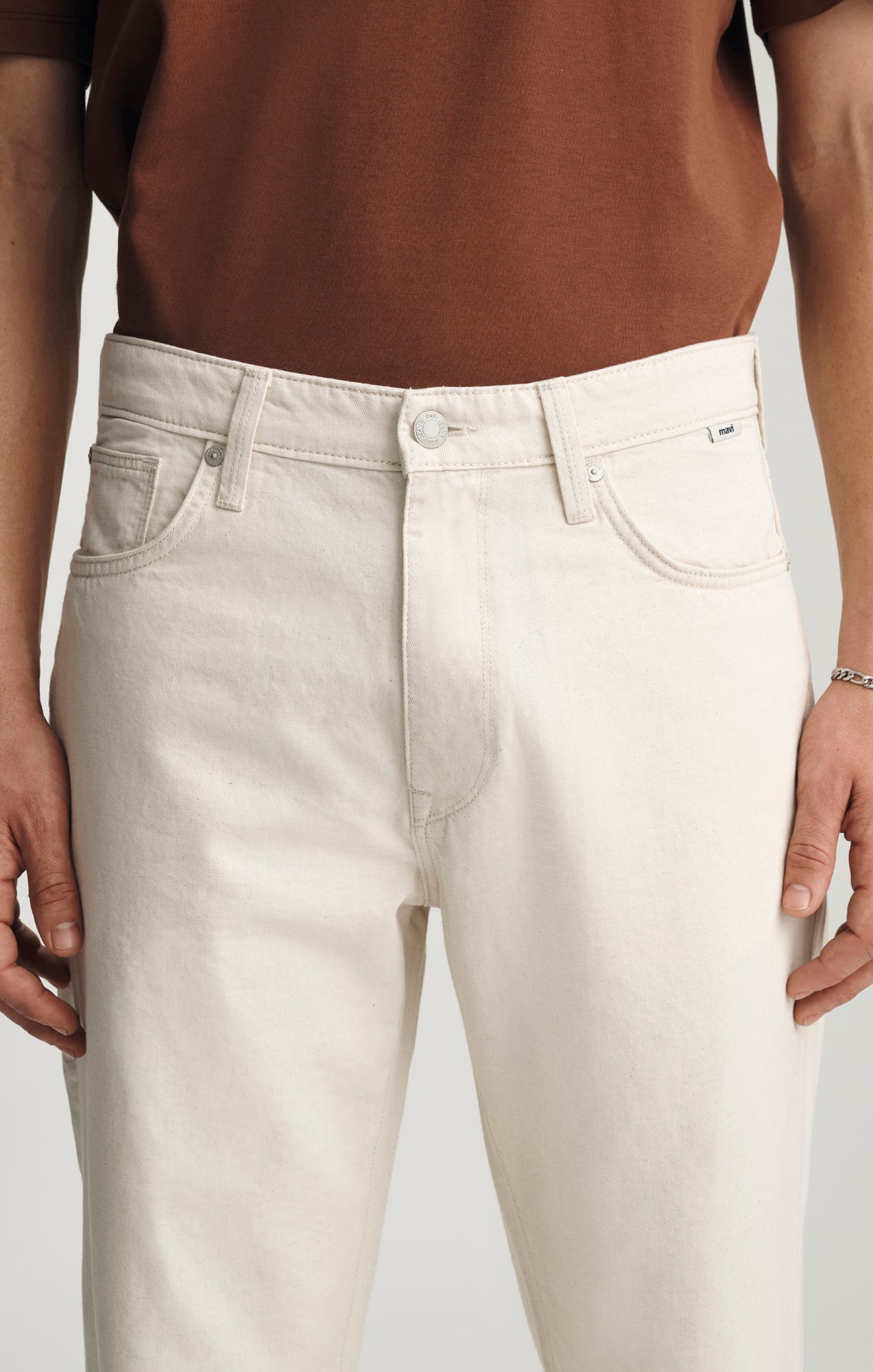 MARLON MODERN STRAIGHT LEG JEANS IN ECRU LINEN DENIM - Image 6
