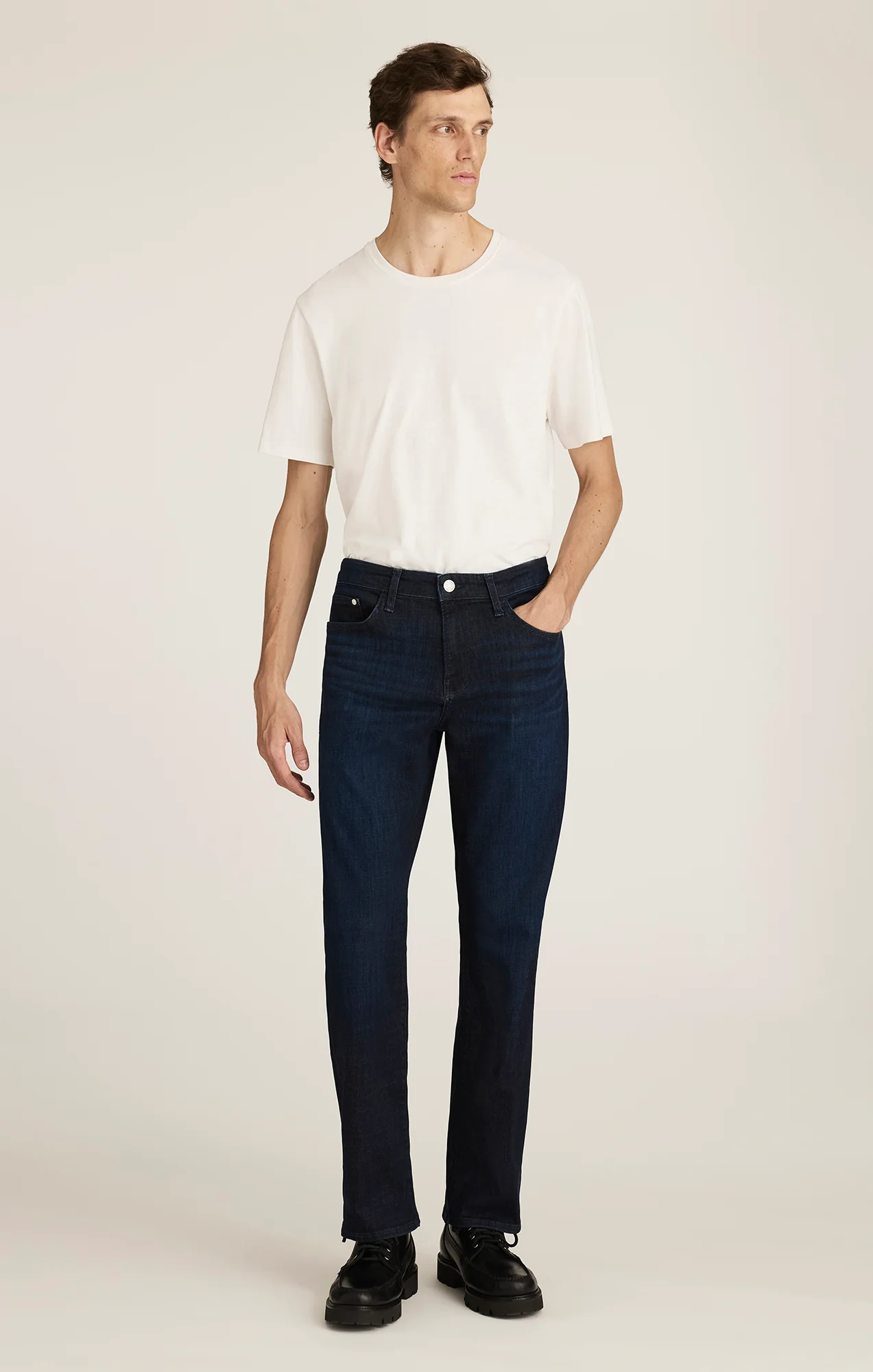 MATT RELAXED STRAIGHT LEG IN DEEP BRUSHED FEATHER BLUE