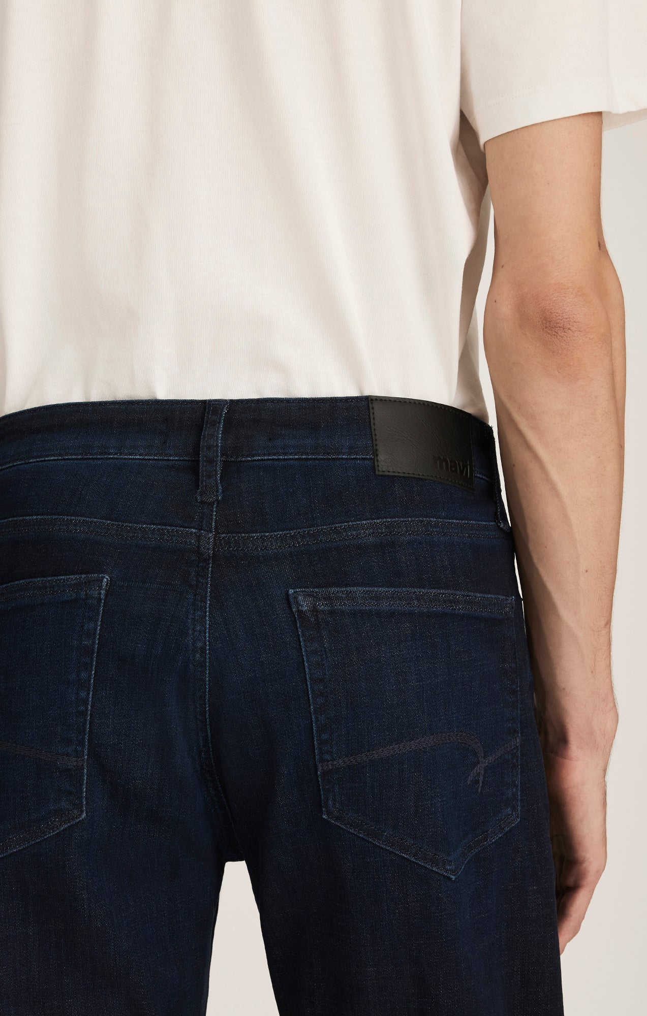 MATT RELAXED STRAIGHT LEG IN DEEP BRUSHED FEATHER BLUE - Image 5