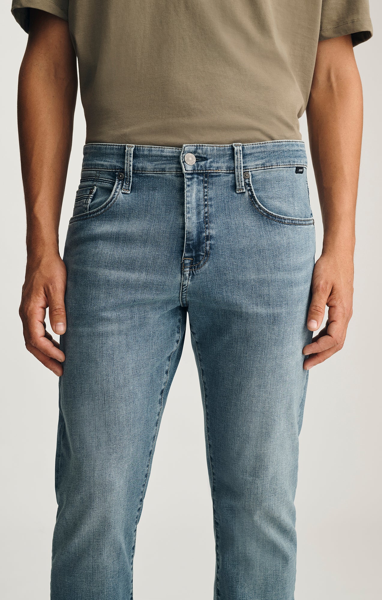 MATT RELAXED STRAIGHT LEG IN LIGHT BRUSHED ORGANIC VINTAGE - Image 4