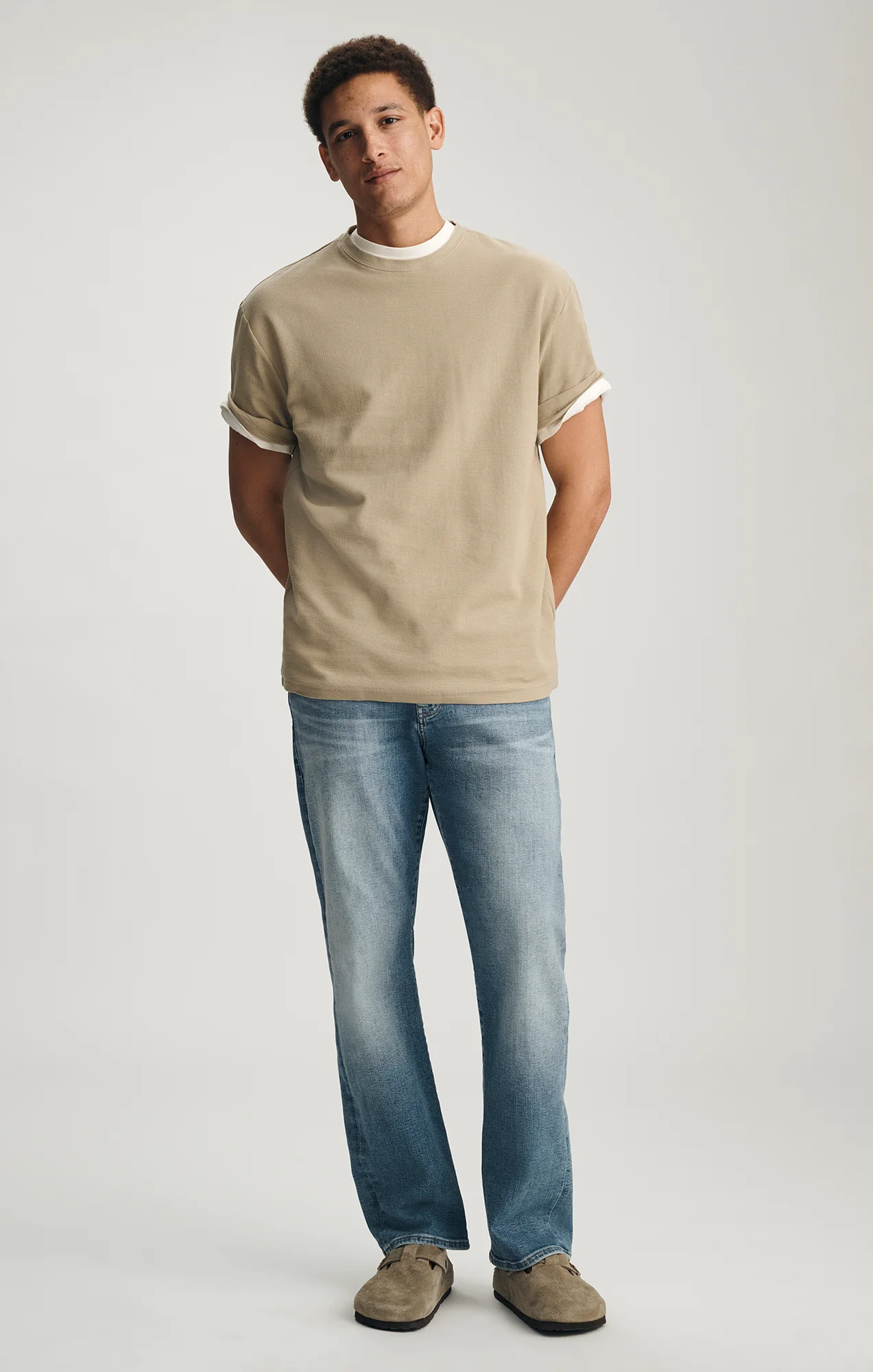 MATT RELAXED STRAIGHT LEG IN LIGHT USED BRUSHED CLASSIC VINTAGE