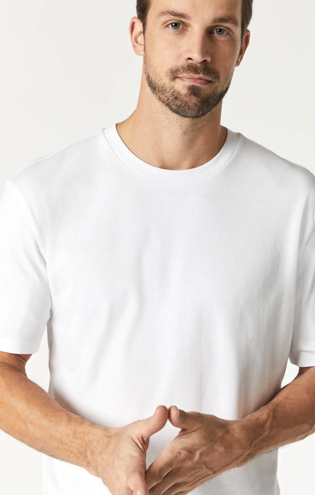 BASIC CREW NECK T-SHIRT IN WHITE - Image 5