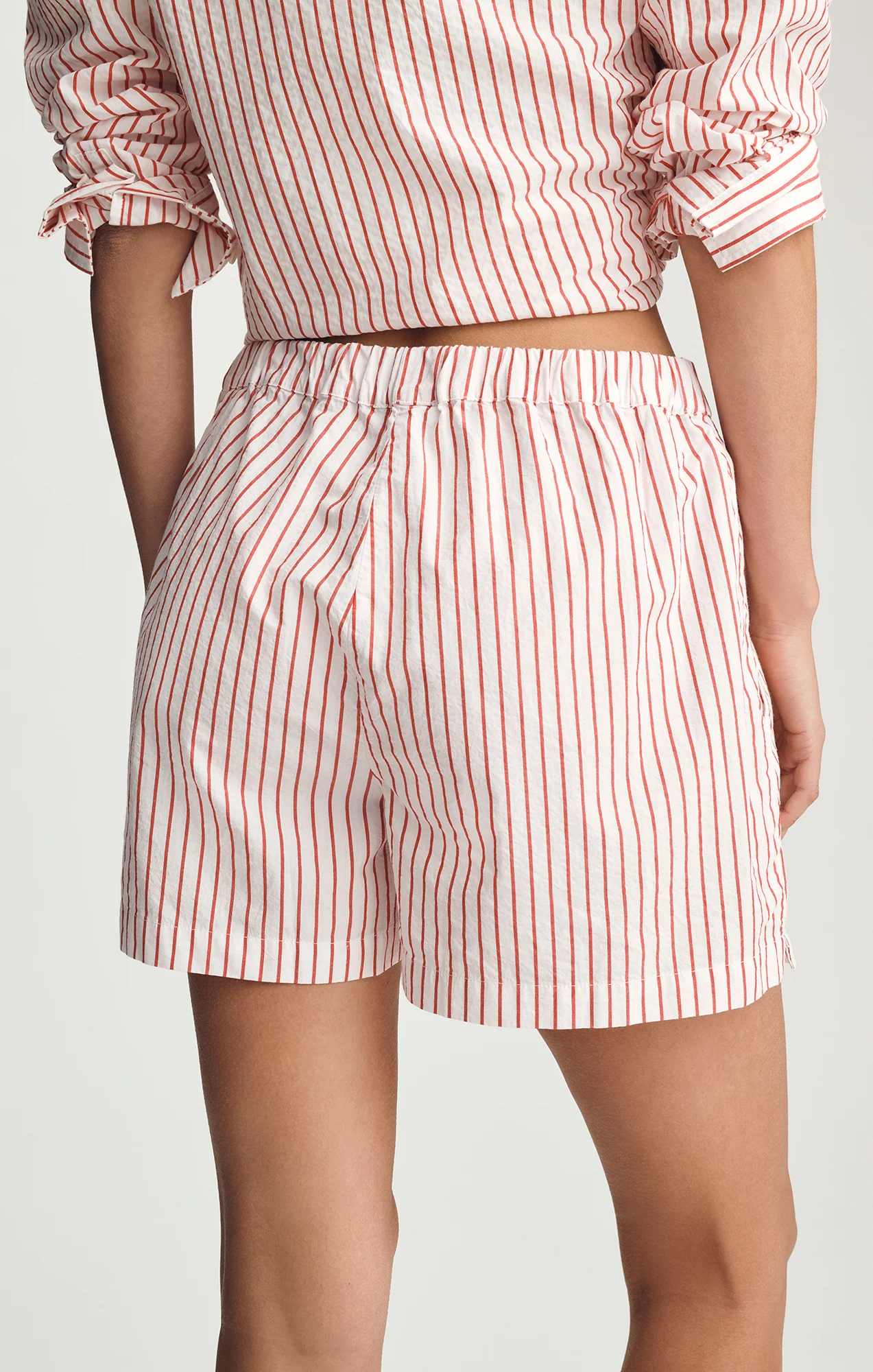 MINI SHORTS IN RED STRIPED - Image 5