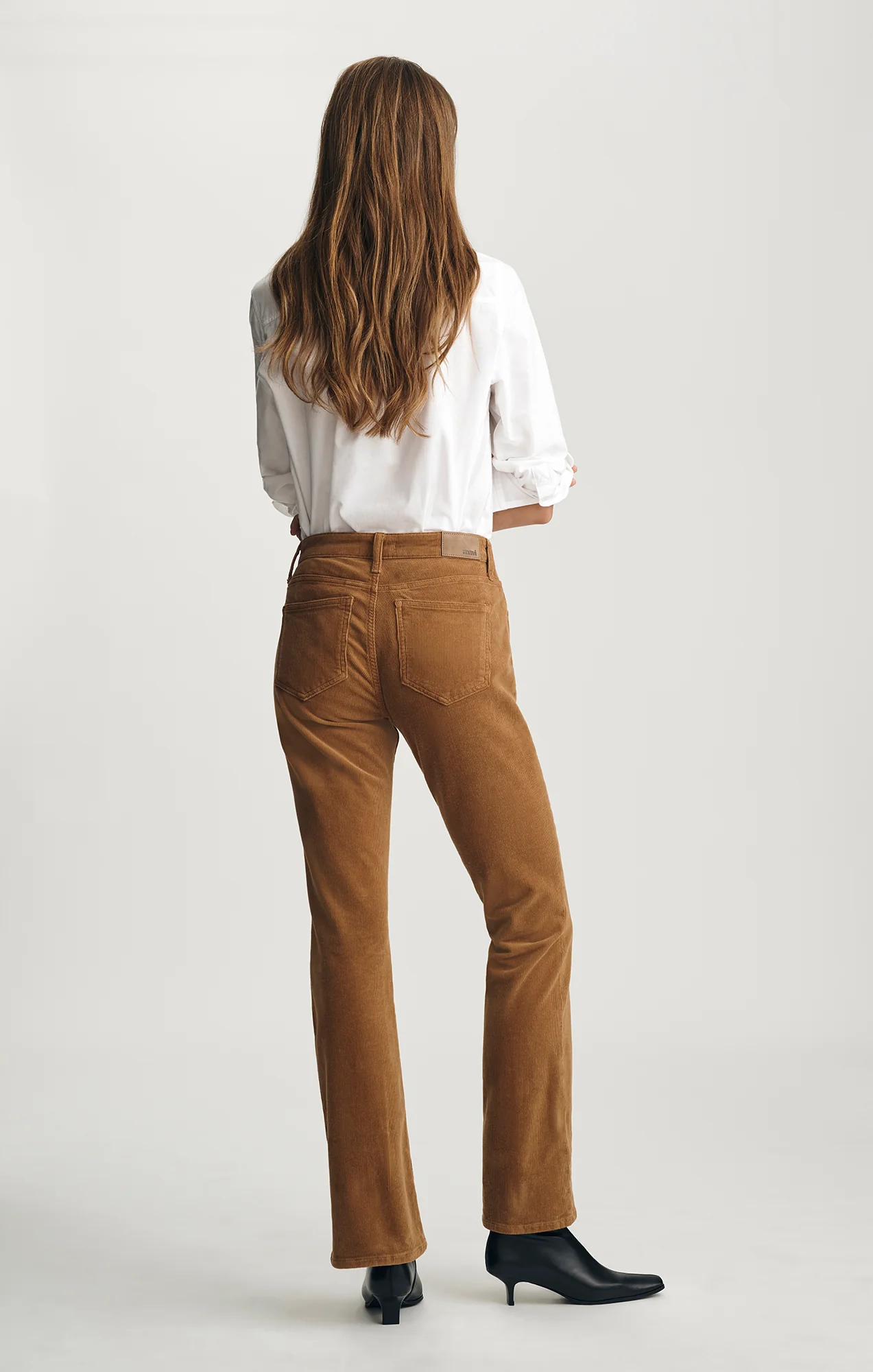 MOLLY BOOTCUT IN CAMEL CORD - Image 4