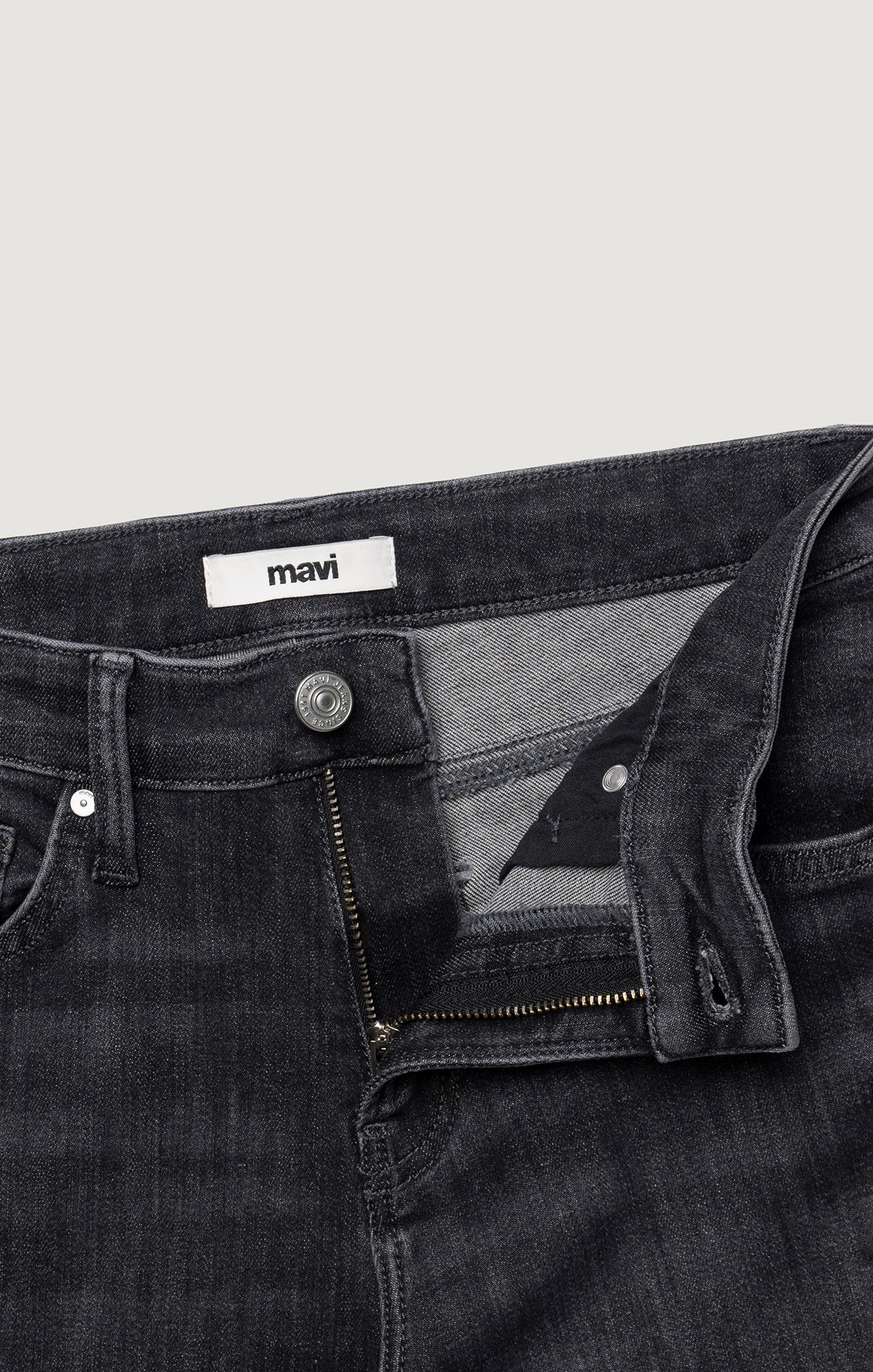 MOLLY BOOTCUT IN SMOKE FLEX BLUE - Image 8