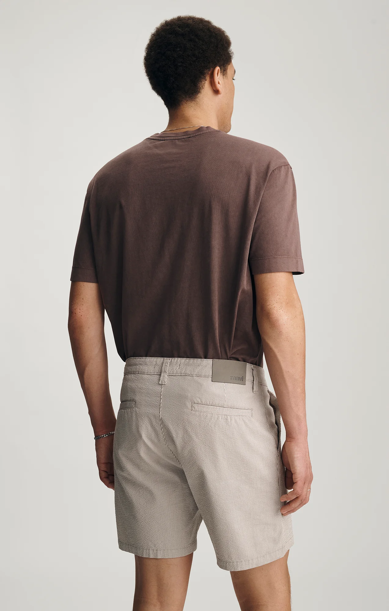 NATE CHINO SHORTS IN SAND SEERSUCKER - Image 3