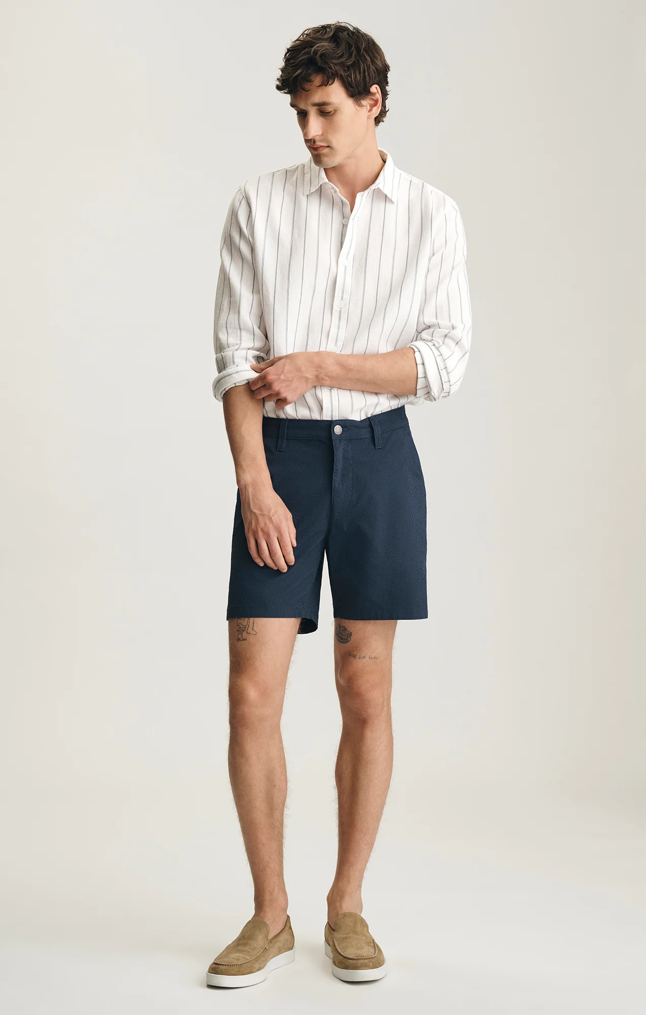 NATE CHINO SHORTS IN NAVY STRIPE SEERSUCKER