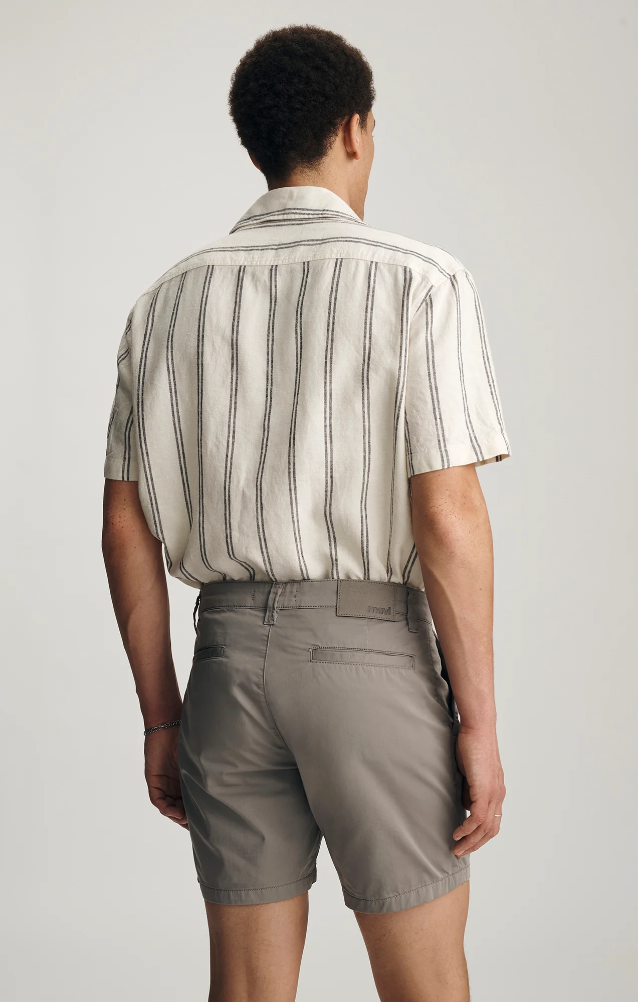 NATE CHINO SHORTS IN FOGGY CITY SMART - Image 3