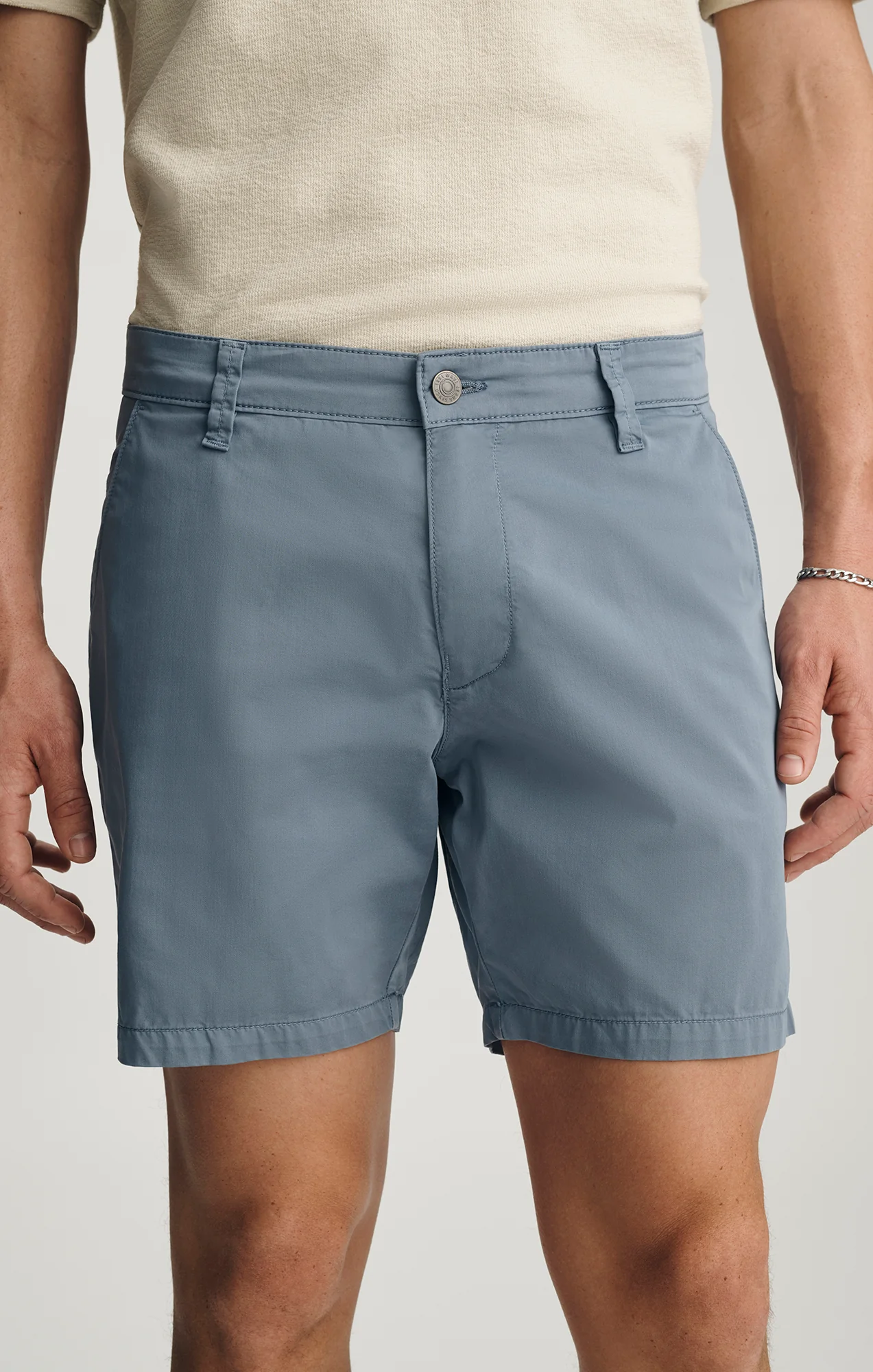 NATE CHINO SHORTS IN STEEL CITY SMART - Image 5