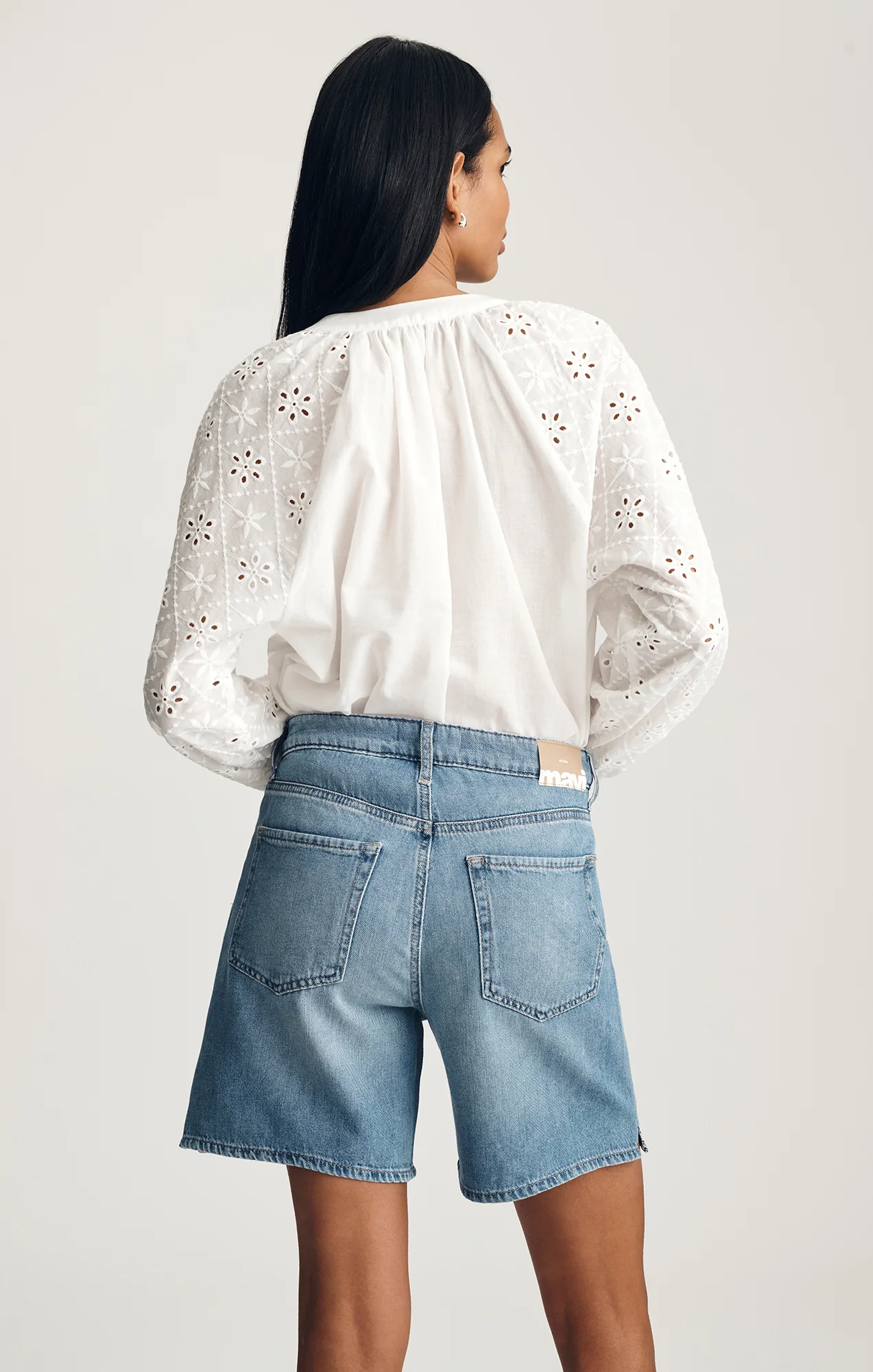 NELLA RELAXED SHORTS IN LIGHT BLUE WELL BLUE - Image 3