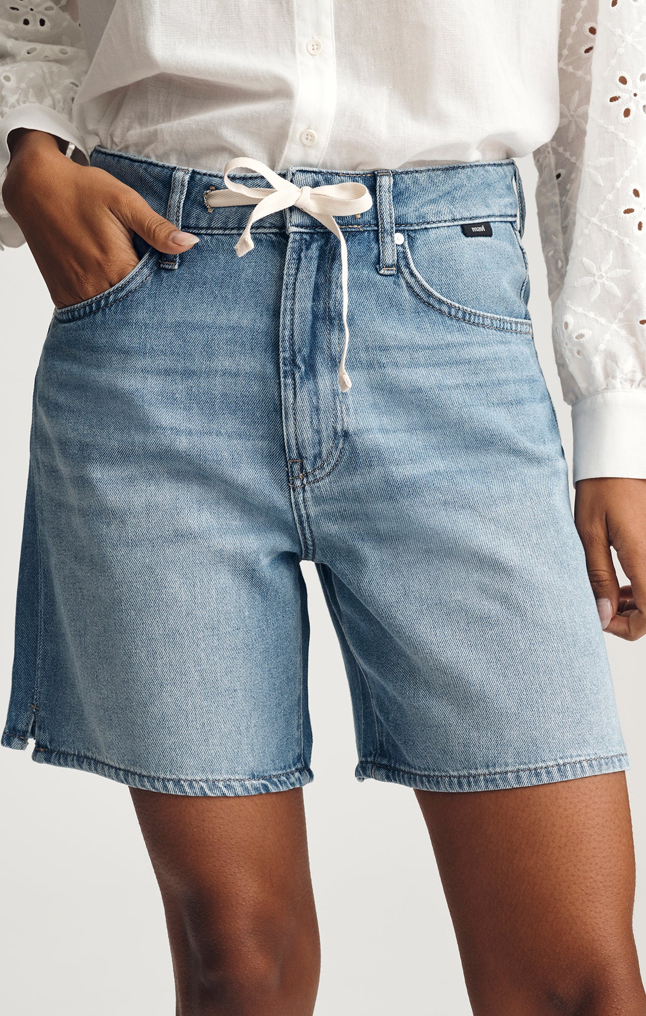 NELLA RELAXED SHORTS IN LIGHT BLUE WELL BLUE - Image 5