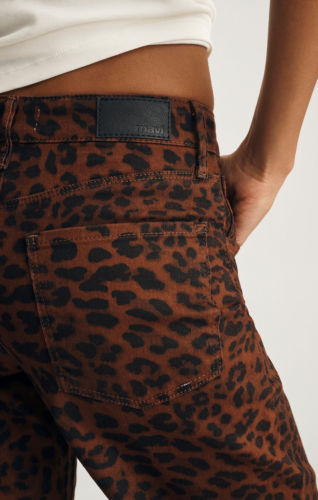 NICA BARREL IN BROWN CITA DENIM - Image 5