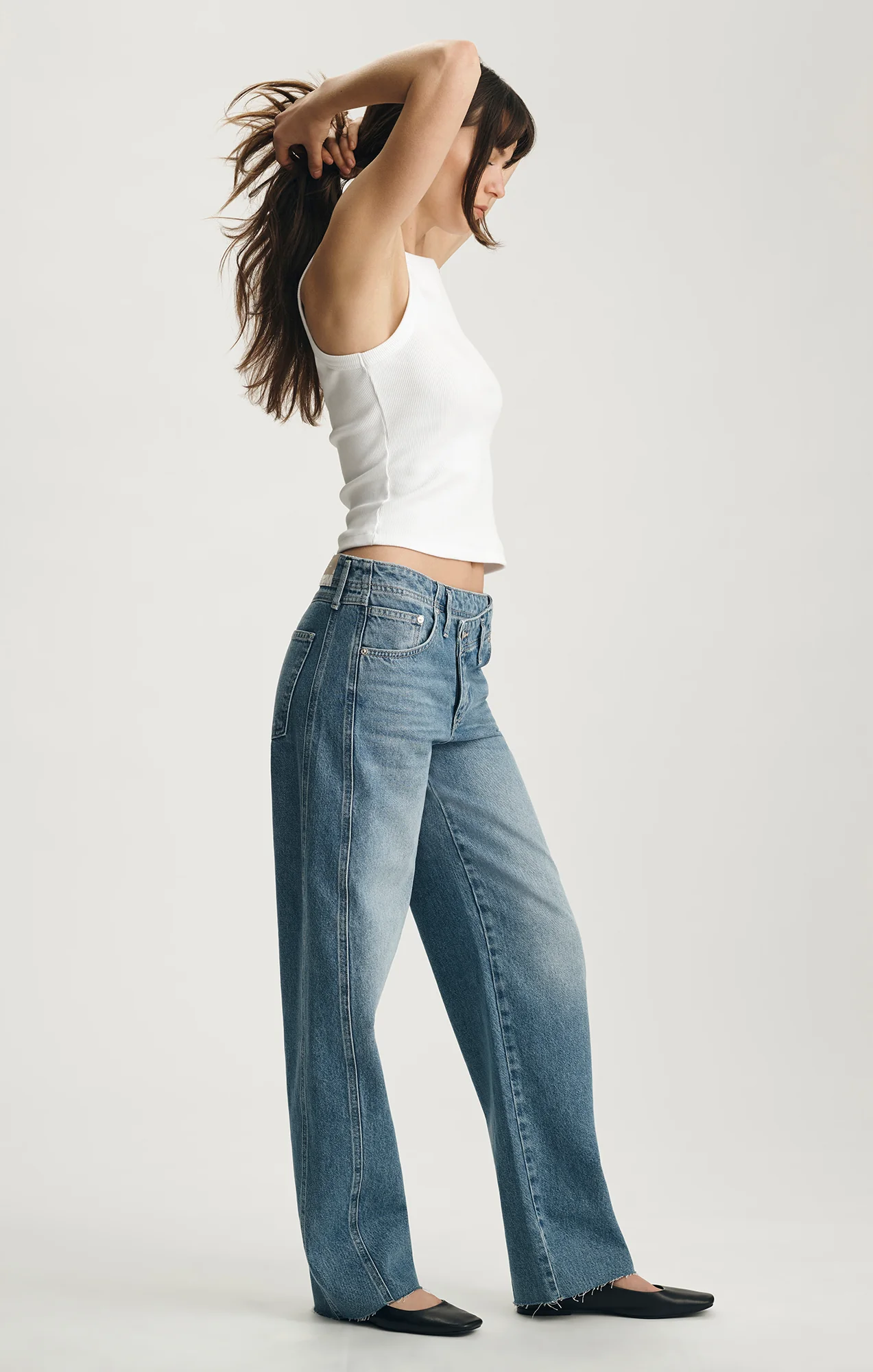 NICA CROSSOVER BARREL IN MID BRUSHED DENIM - Image 2