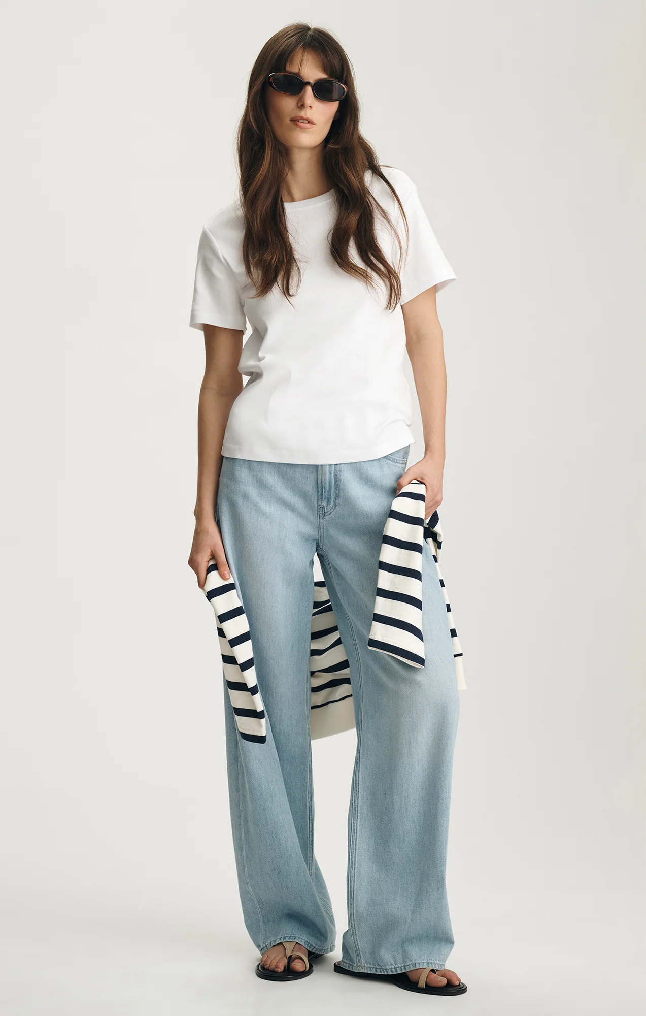 NINA CREW NECK T-SHIRT IN WHITE - Image 4