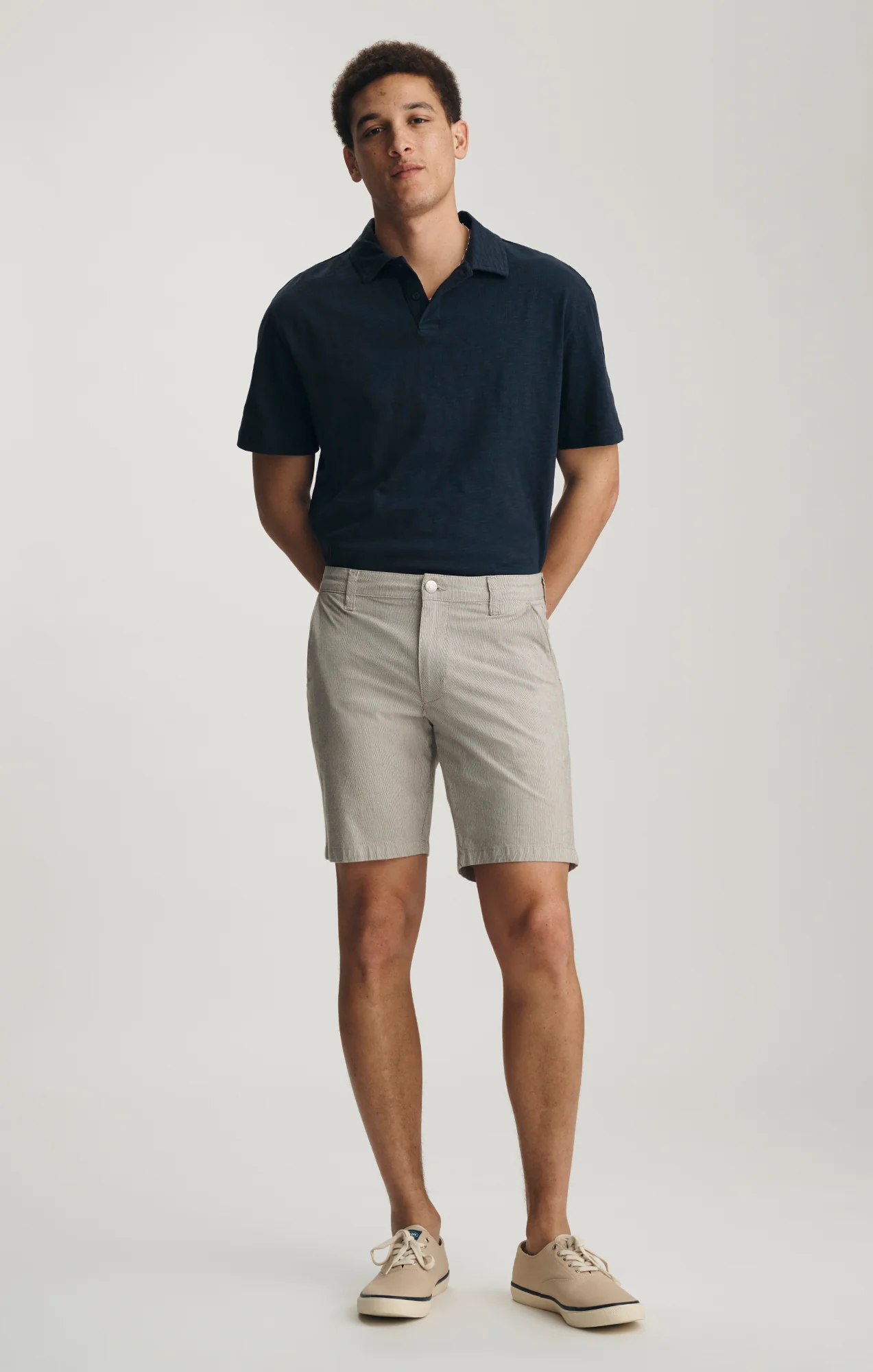 NOAH SHORTS IN BEIGE STRIPE
