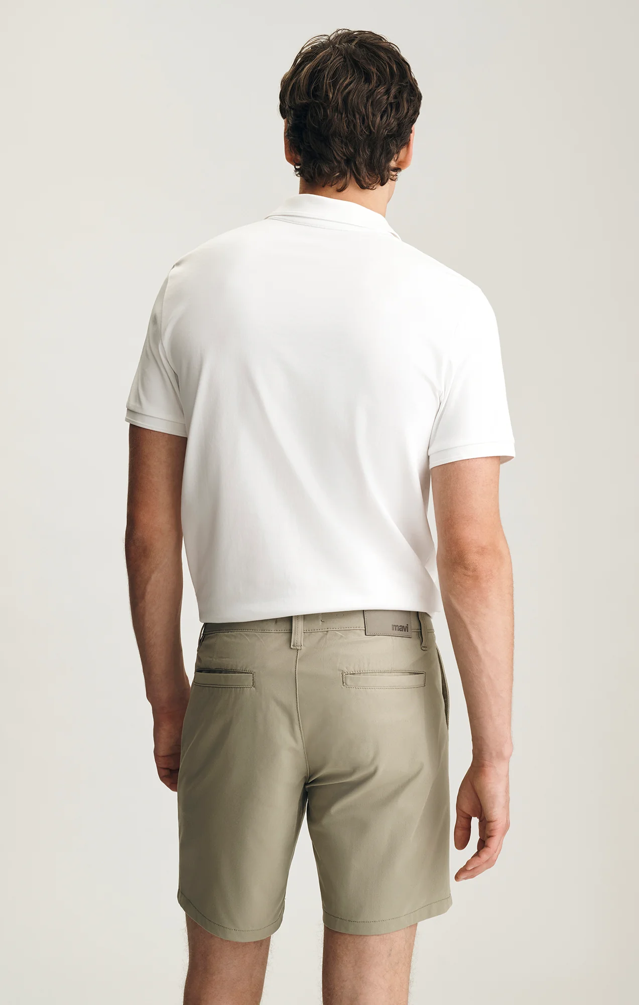 NOAH SHORTS IN BURNT OLIVE TECH - Image 4