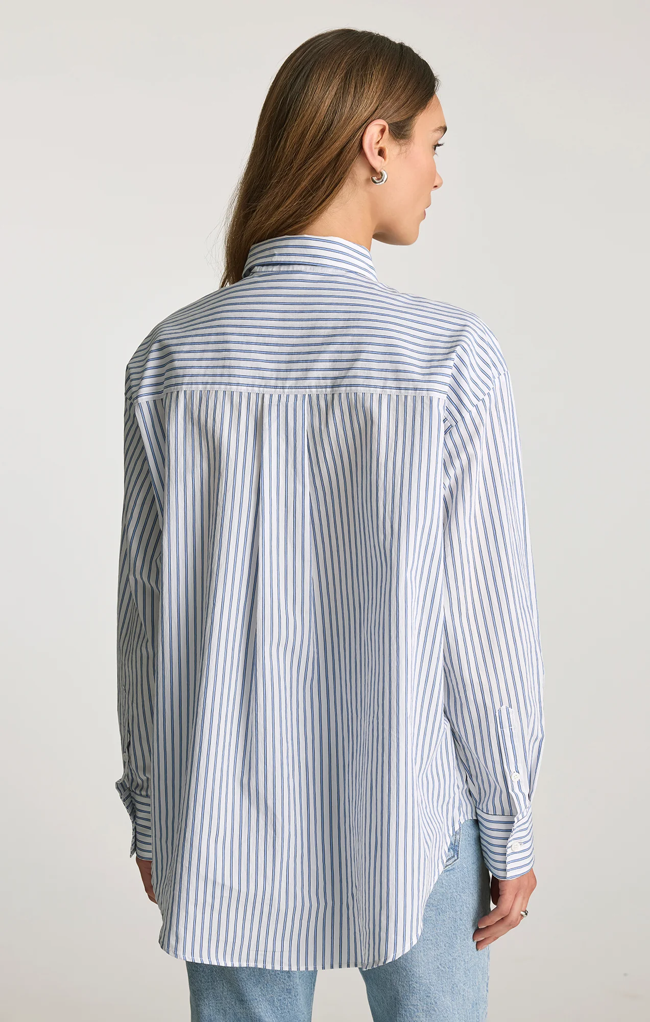 OVERSIZED BUTTON-UP SHIRT IN BLUE STRIPED - Image 3