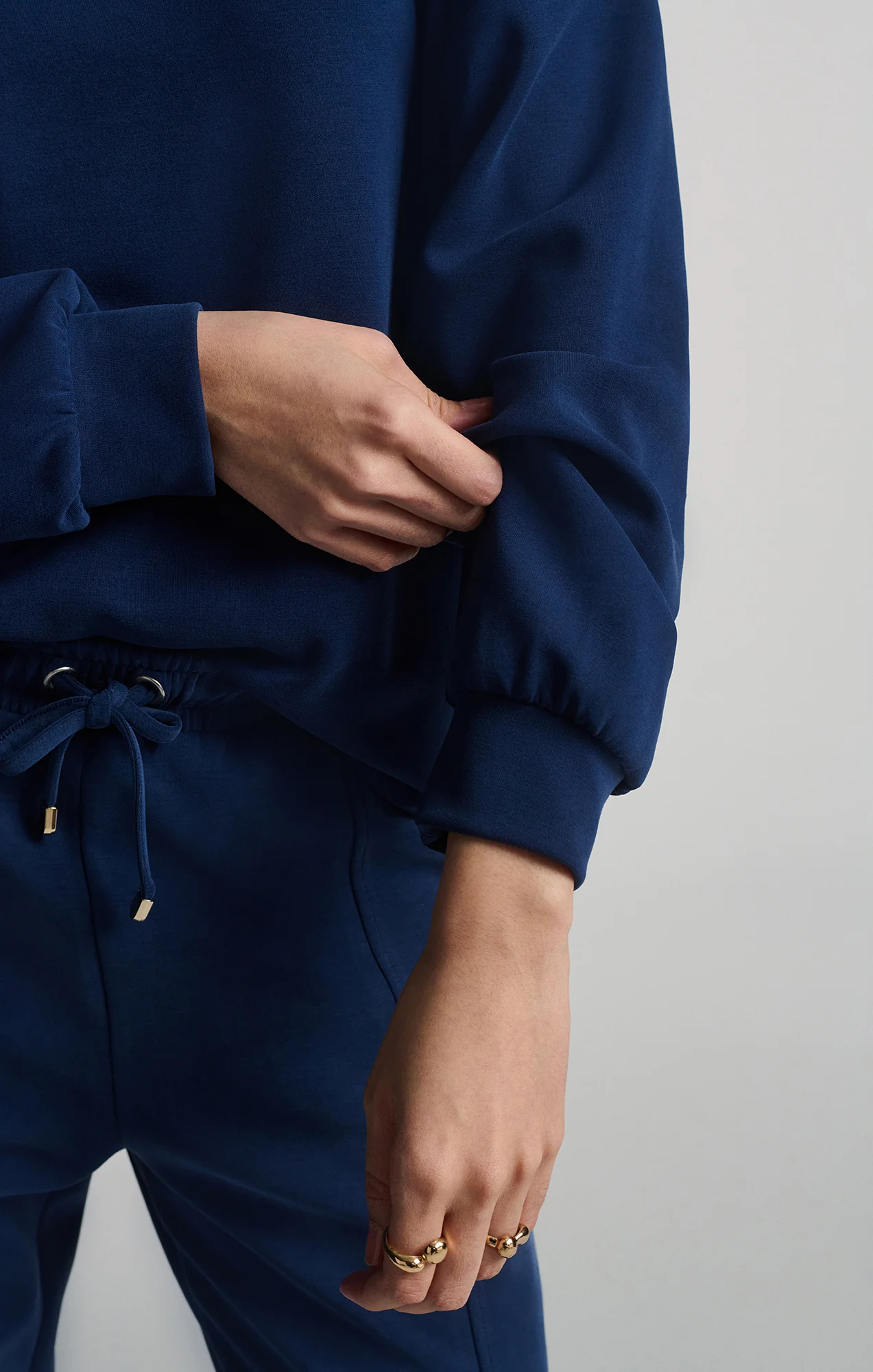 LUXE TOUCH TENCEL™ SWEATSHIRT IN MEDIEVAL BLUE - Image 3