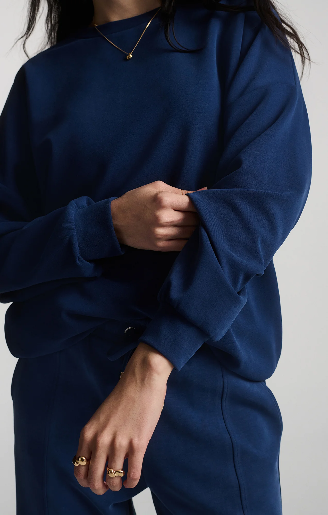 LUXE TOUCH TENCEL™ SWEATSHIRT IN MEDIEVAL BLUE - Image 5