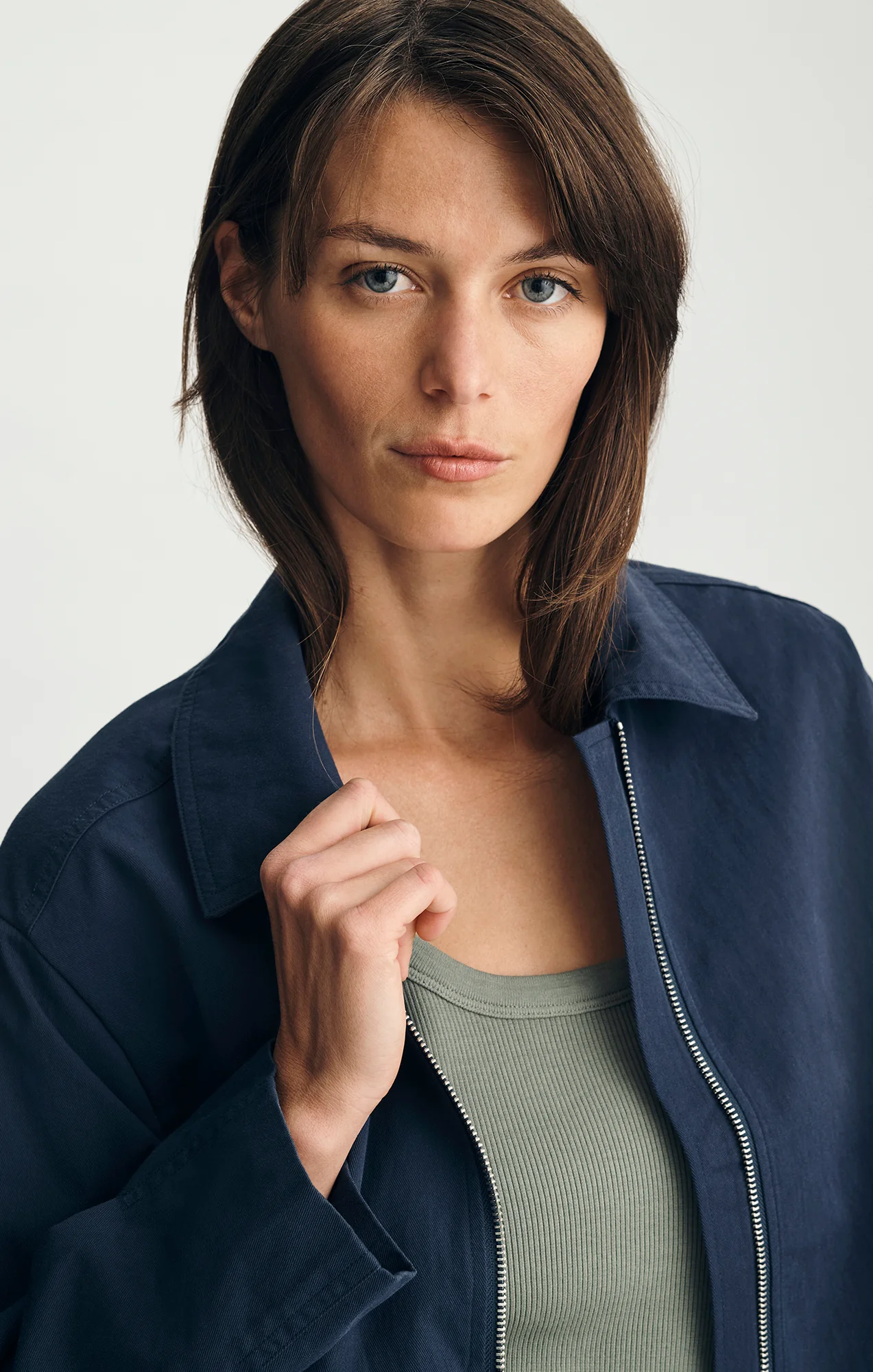 OVERSIZED ZIP JACKET IN BLACK IRIS - Image 2