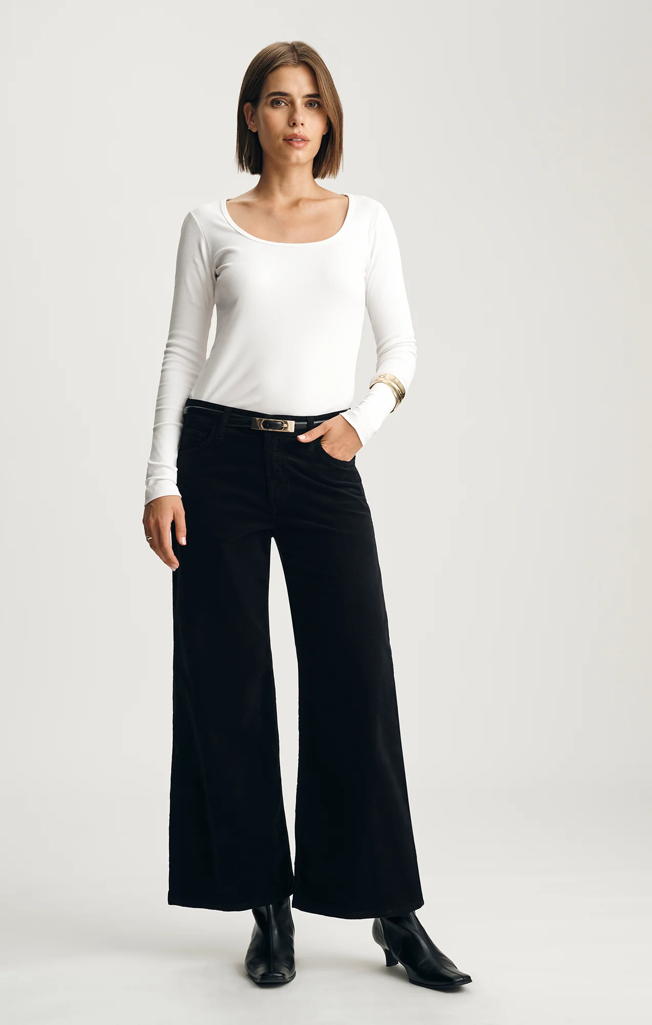 PALOMA WIDE LEG IN BLACK VELVET