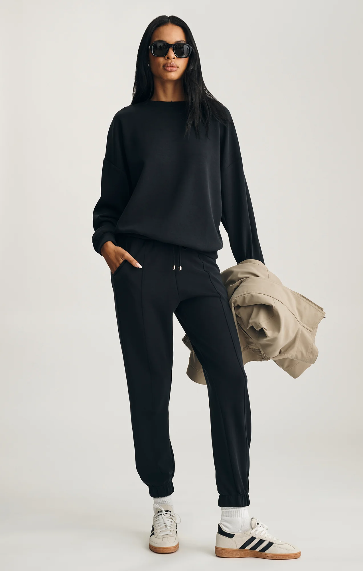 LUXE TOUCH TENCEL™ SWEATSHIRT IN BLACK - Image 4
