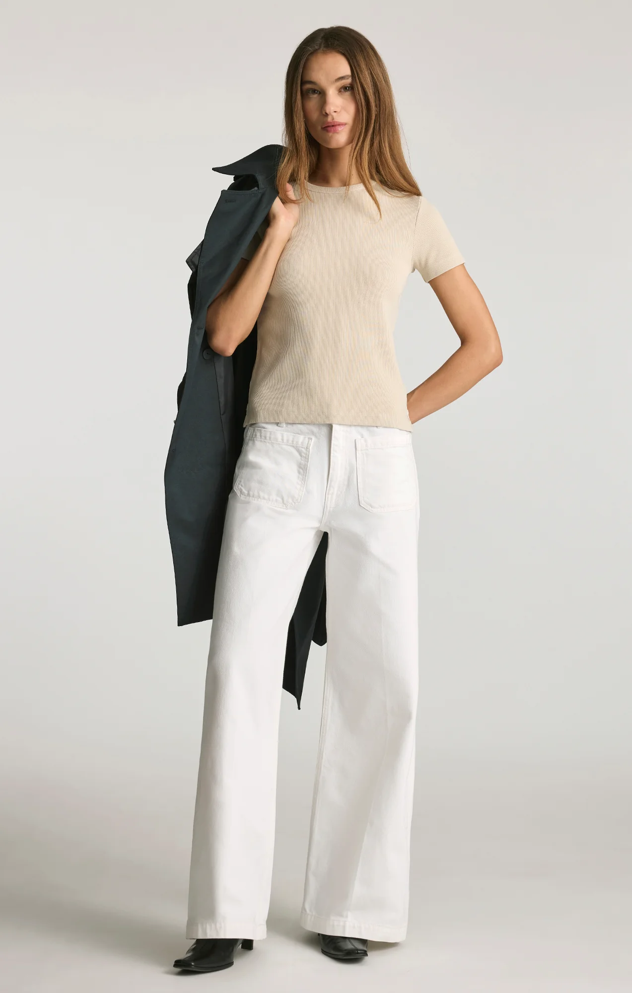 RIBBED CREW NECK T-SHIRT IN OYSTER GRAY - Image 5