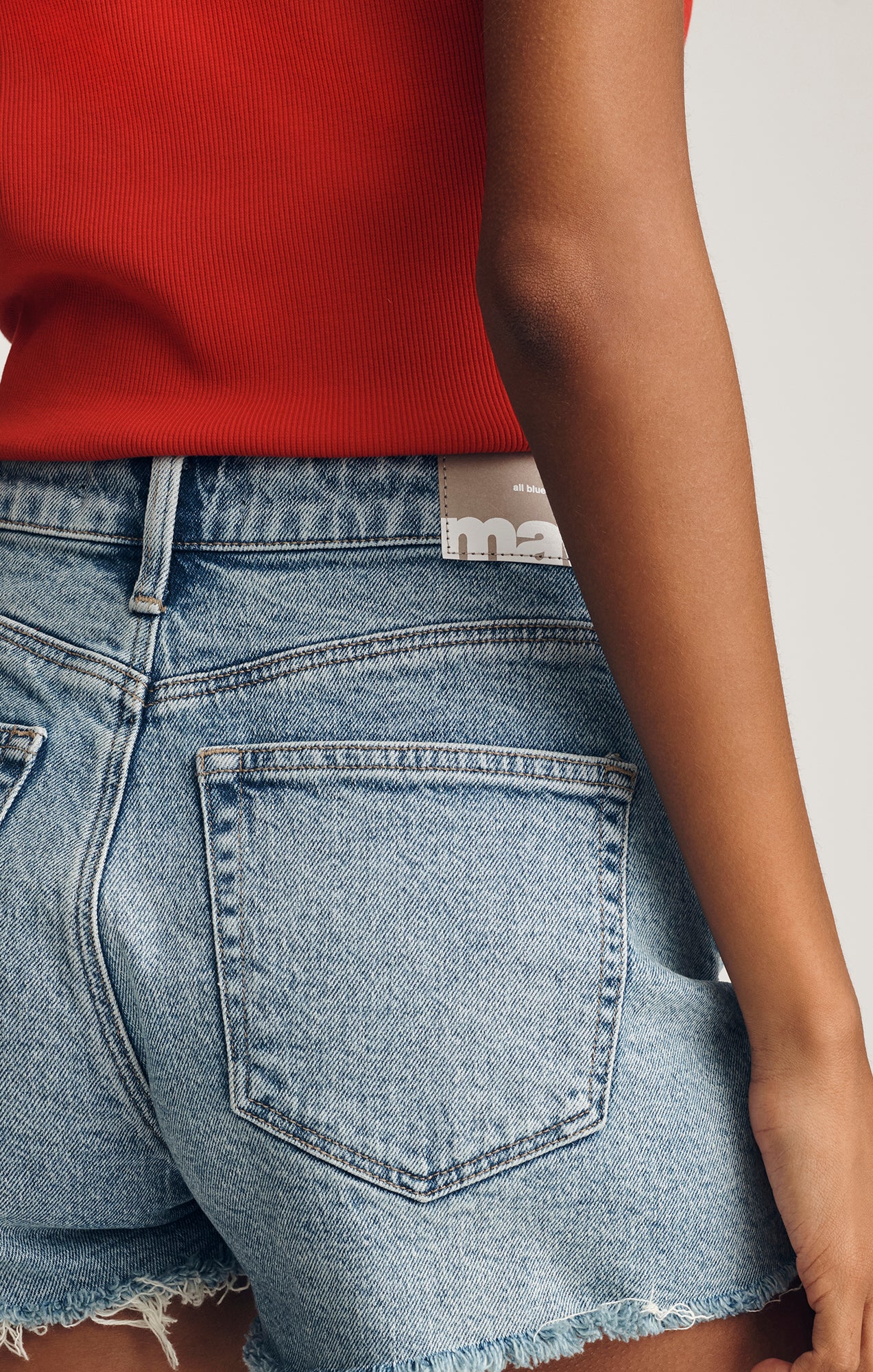 ROSIE BOYFRIEND SHORTS IN MID BRUSHED CLASSIC BLUE - Image 5